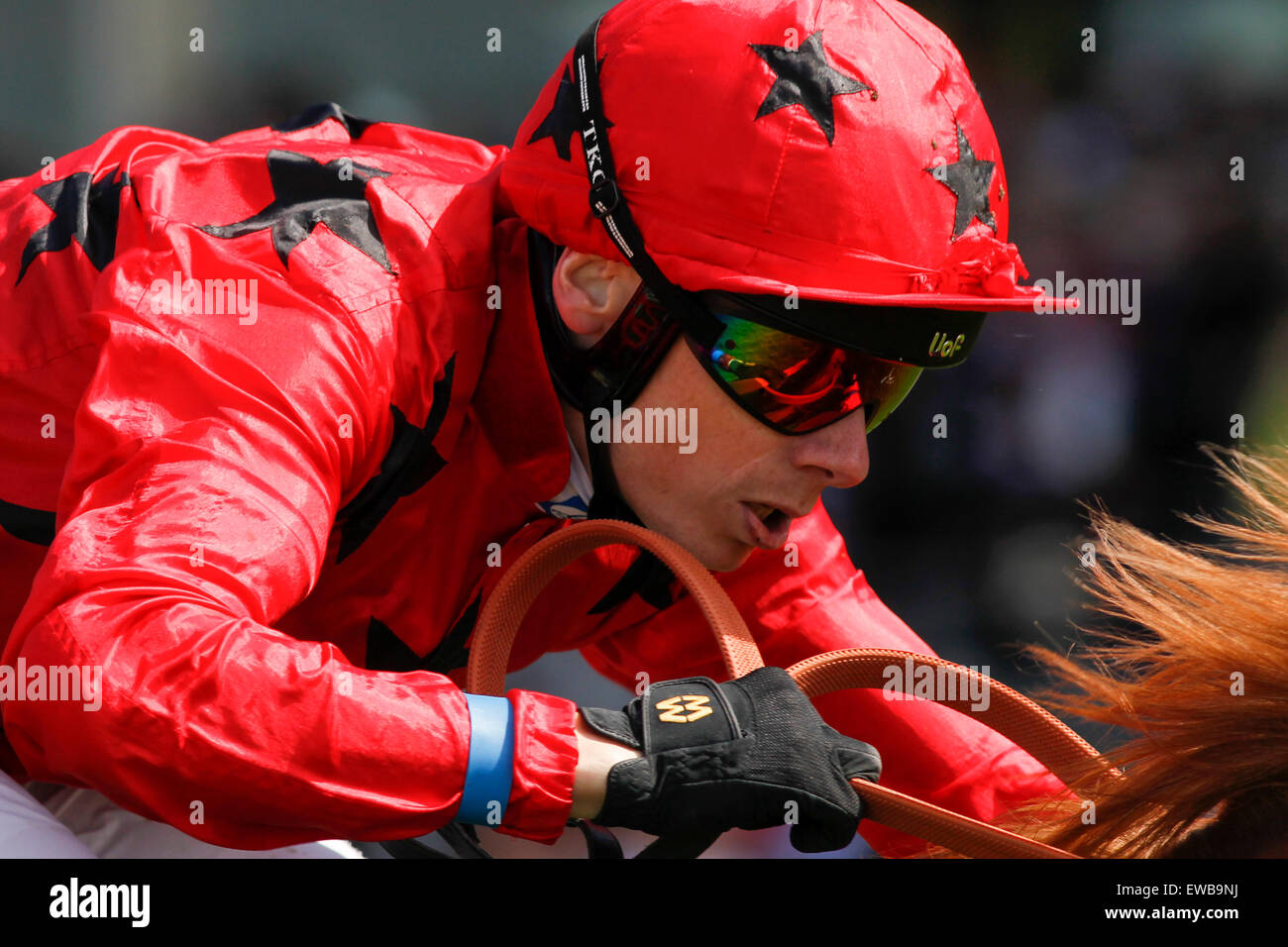 19.06.2015 - Ascot ; Course à la réflexion de Jamie Spencer des lunettes. Balios monté par Jamie Spencer remporte la King Edward VII Stakes (groupe 2). Credit : Lajos-Eric turfstock.com/Balogh Banque D'Images