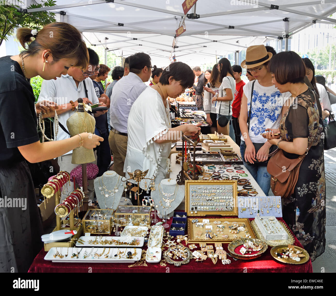 Marché de rue dans le vieux Shanghai Luwan et la Concession française de Shanghai Chine Banque D'Images