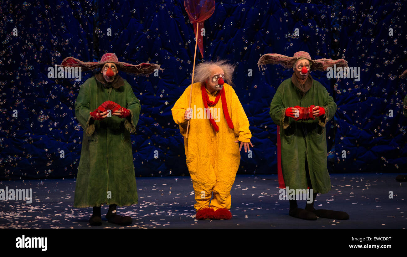 Slava's Snowshow au Tel Aviv Performing Arts Centre, à Tel Aviv, à l'OB 3 juin 2015. Banque D'Images