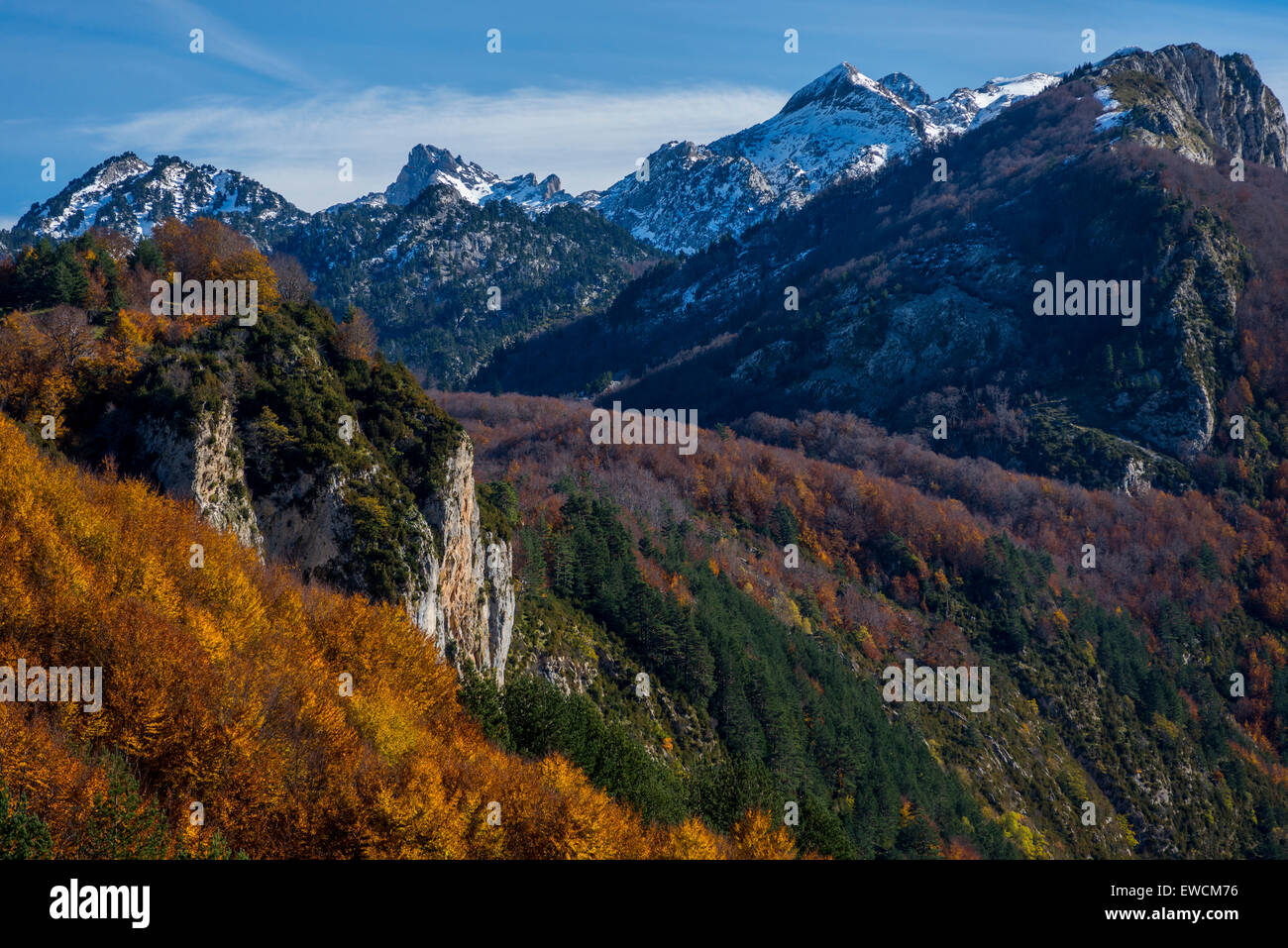 Vue panoramique de larra belagua salon en vallée de Roncal, Pyrénées de Navarre, Espagne Banque D'Images