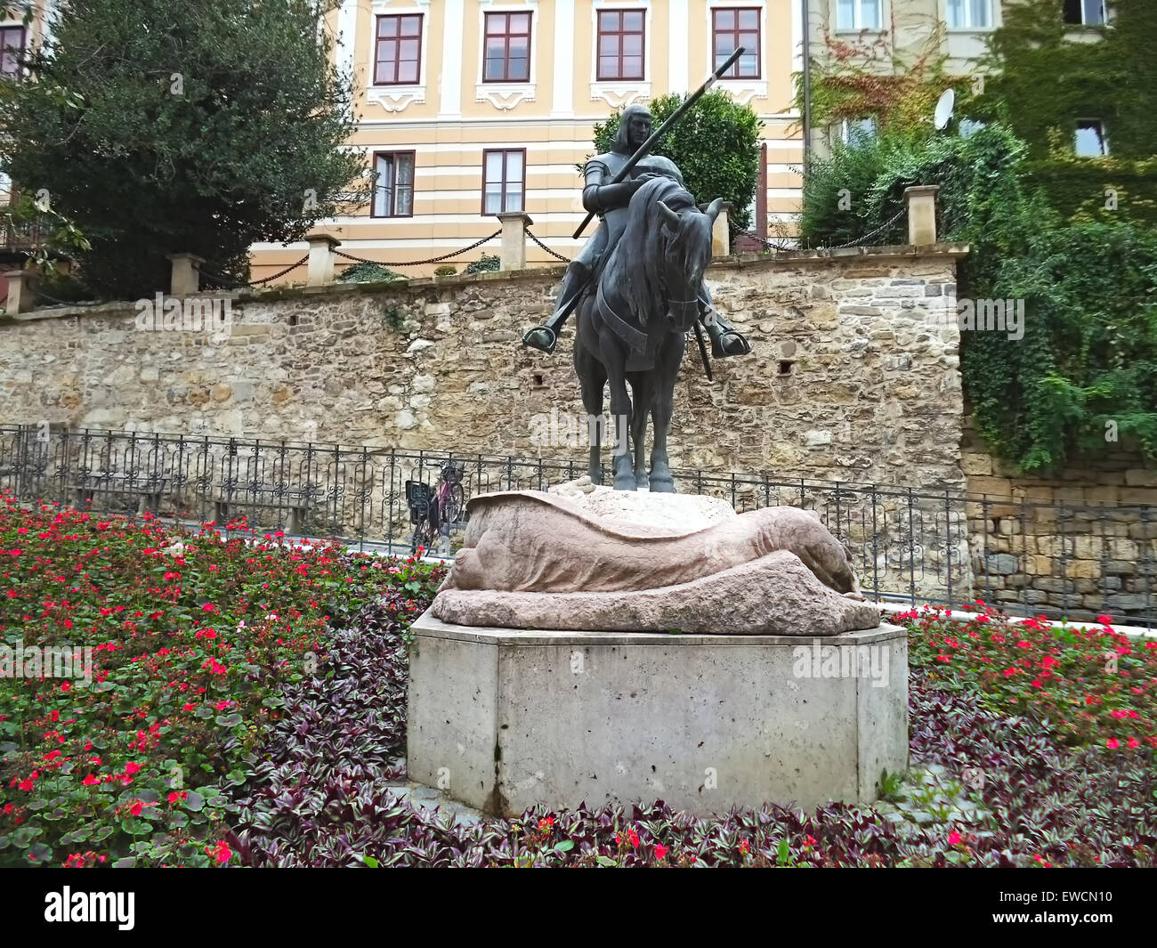Statue d'un chevalier à cheval artiste inconnu Zagreb Croatie mise à jour Banque D'Images