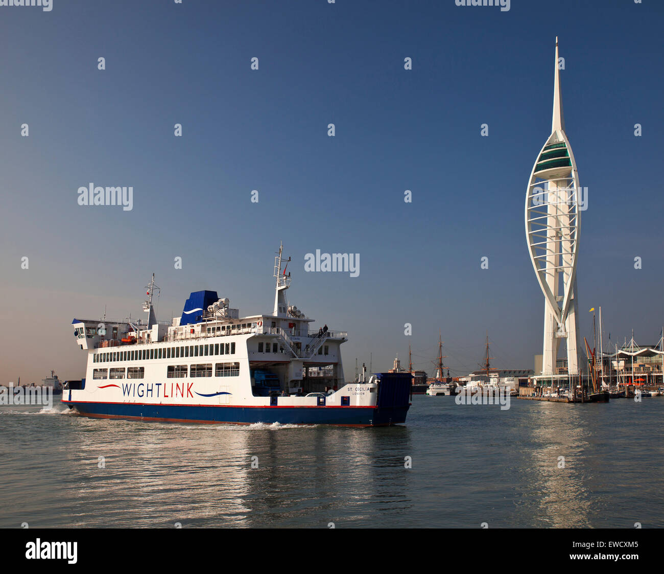 Wightlink Isle of Wight ferry arrivant à Portsmouth. Banque D'Images