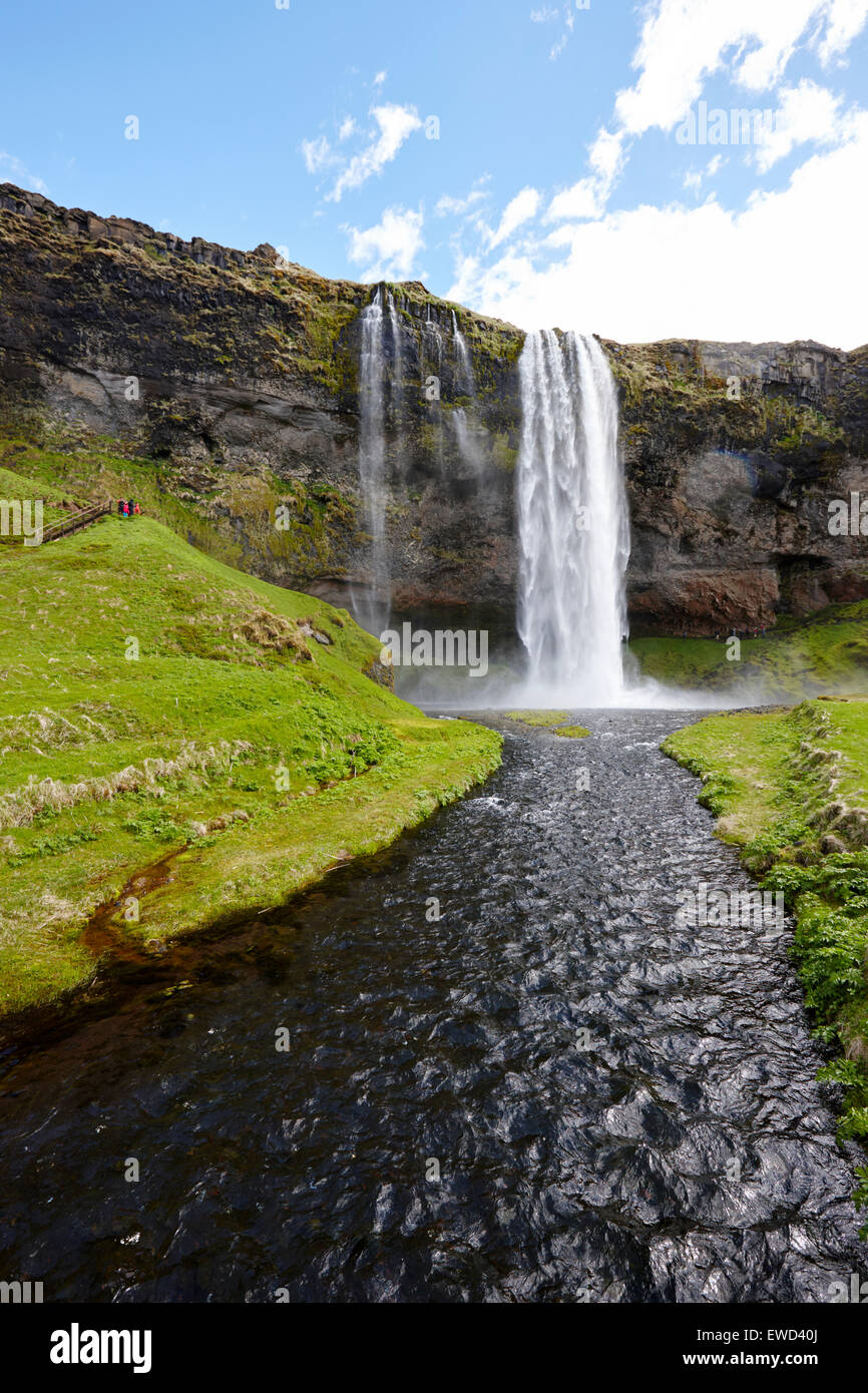 Cascade de Seljalandsfoss et seljalandsa river l'islande Banque D'Images