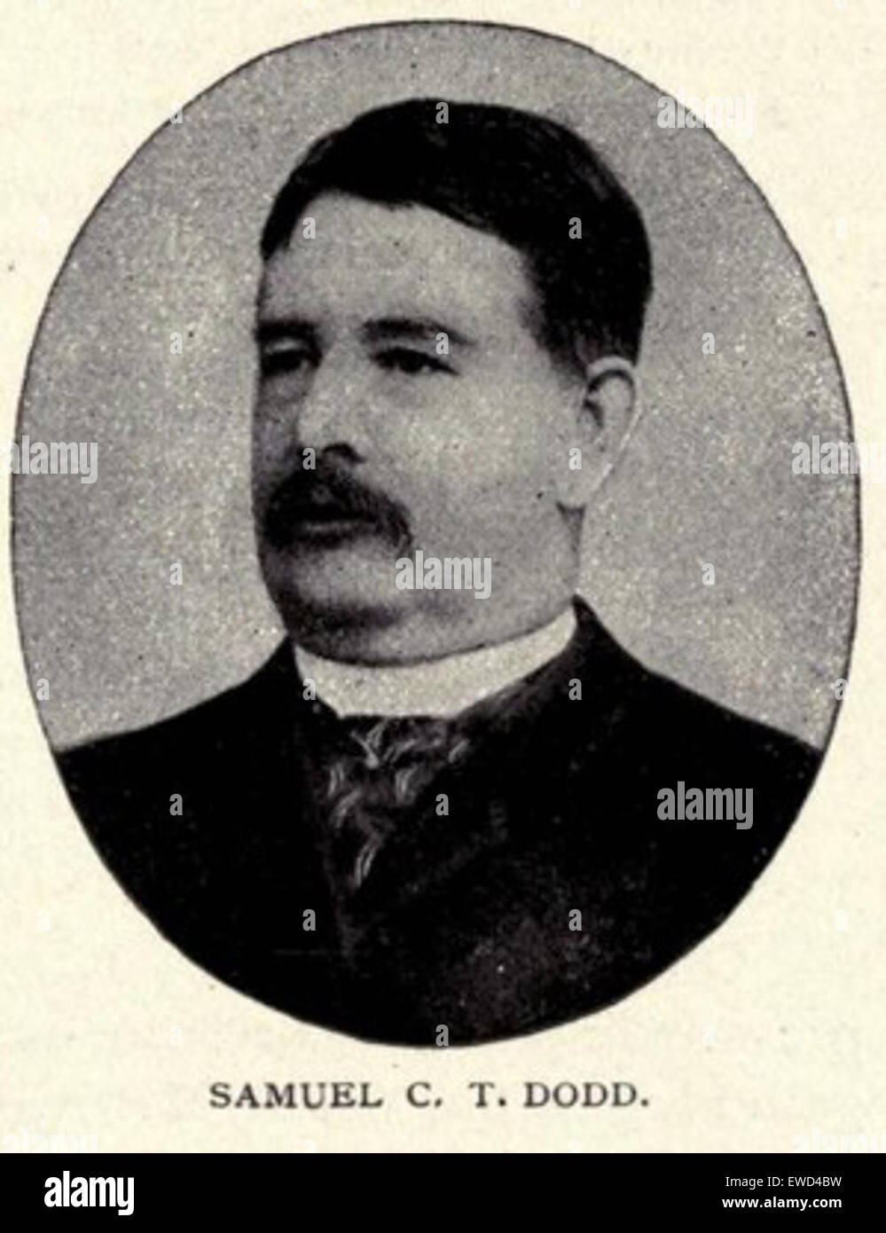 Une photographie historique de 1902 montrant Samuel C.T. Dodd, probablement une figure influente de cette époque. L'image capture un moment dans le temps, reflétant la mode et le caractère de la période. Banque D'Images