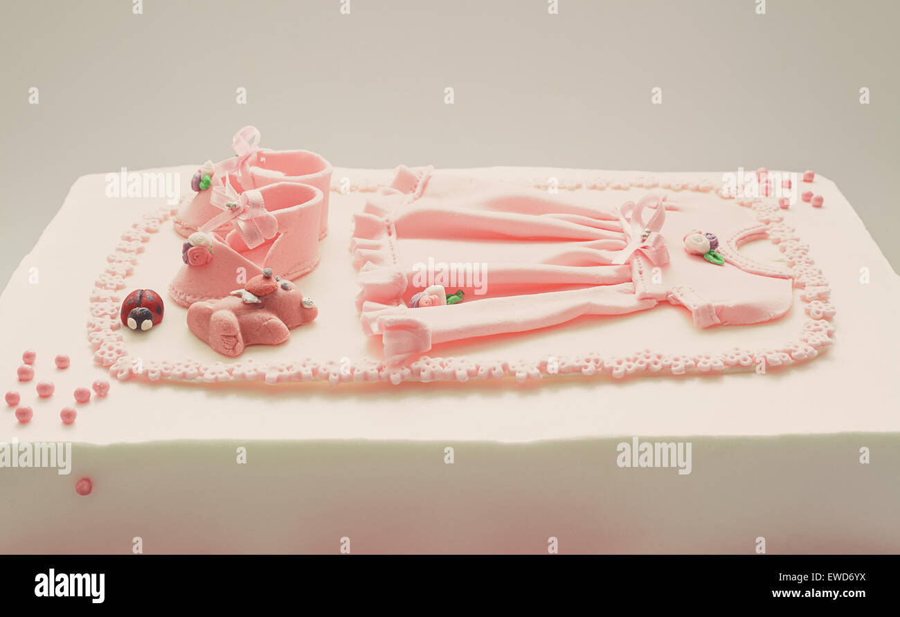 Details De Decoration De Gateau D Anniversaire Pour Petite Fille Robe Et Chaussures En Tant Qu Objets Symboliques En Rose Faite De Sucre Photo Stock Alamy Details De Decoration De Gateau D Anniversaire Pour Petite Fille Robe Et Chaussures En Tant Qu Objets Symboliques En Rose Faite De Sucre Photo Stock Alamy