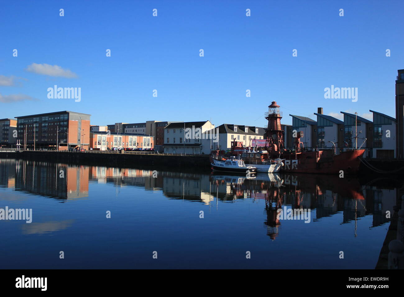 Dundee city quay sur une journée claire Banque D'Images