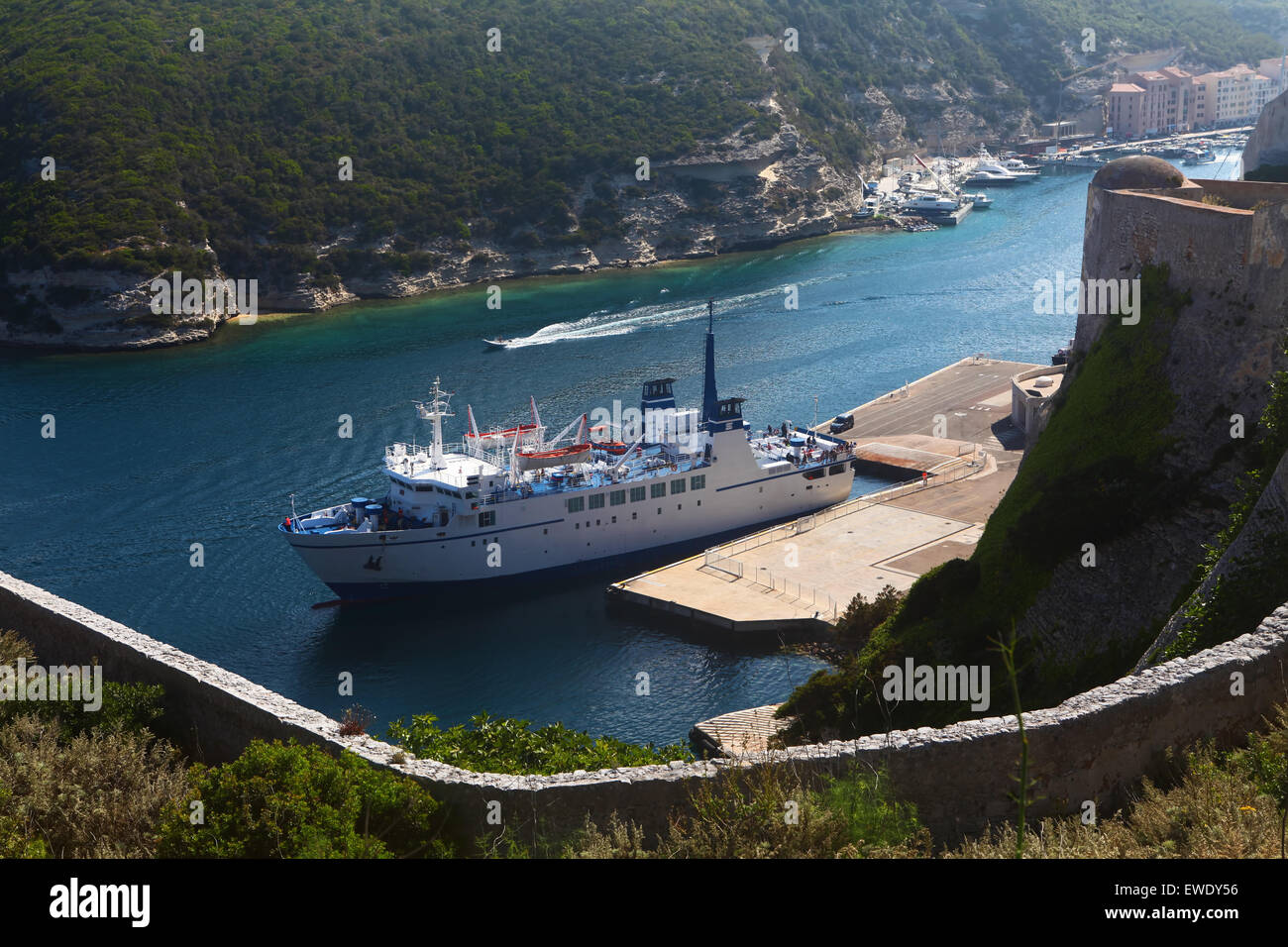 Une vue de la Citadelle de Bonifacio en Corse Banque D'Images
