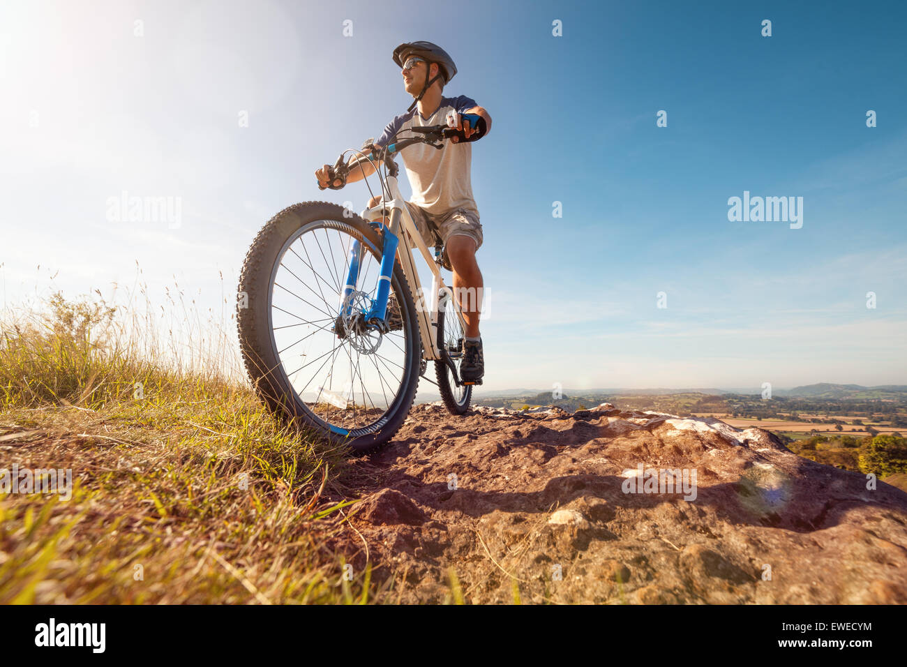 Du vélo de montagne en action Banque D'Images