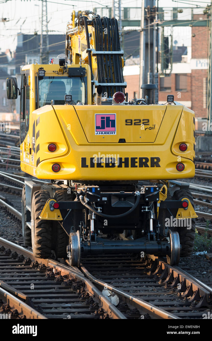 Liebherr 922 grue Rail vers la route, Cologne, Allemagne. Banque D'Images Liebherr 922 grue Rail vers la route, Cologne, Allemagne. Banque D'Images