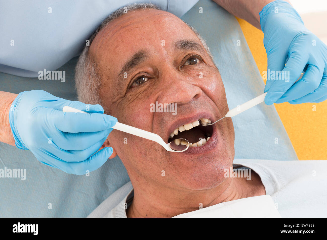 Pour LES SOINS DENTAIRES Banque D'Images