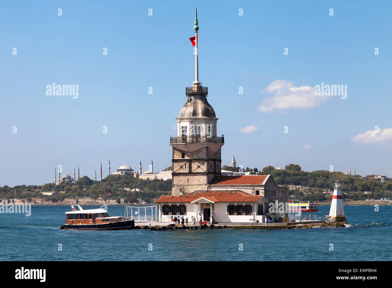 Avec la Tour de la Mosquée Bleue et Sainte-Sophie à l'arrière-plan, Istanbul, Turquie. Banque D'Images