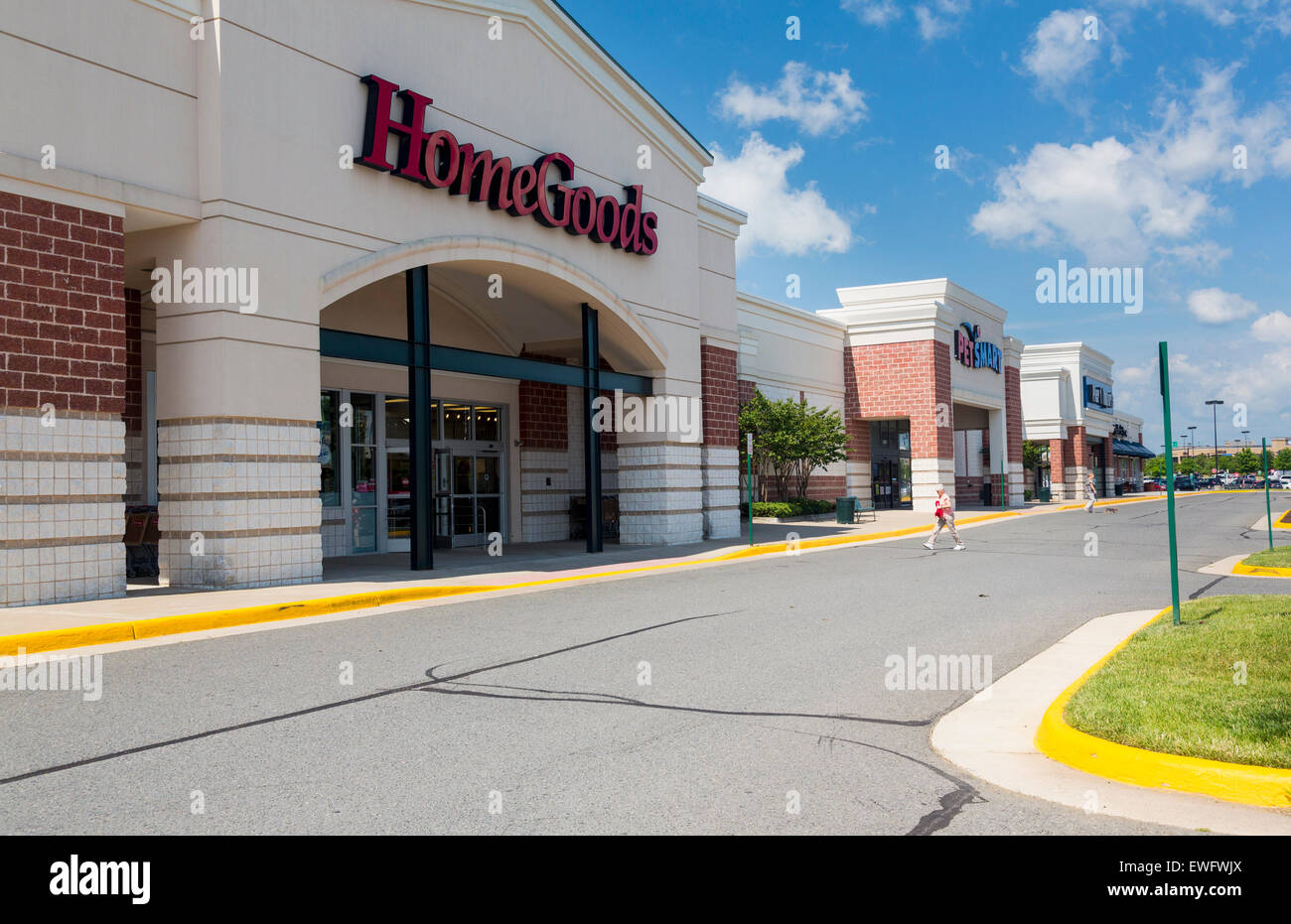 Entrée de grand HomeGoods magasin de meubles à Gainesville, Florida, USA Banque D'Images