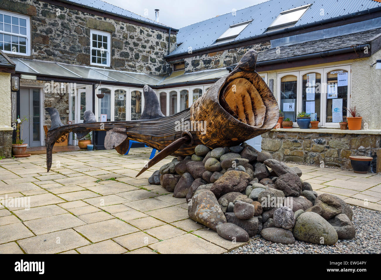 Sculture de requins pèlerins dans la nature, Art Sculpture Trail, Calgary Bay, île de Mull, Hébrides, Argyll and Bute, Ecosse Banque D'Images