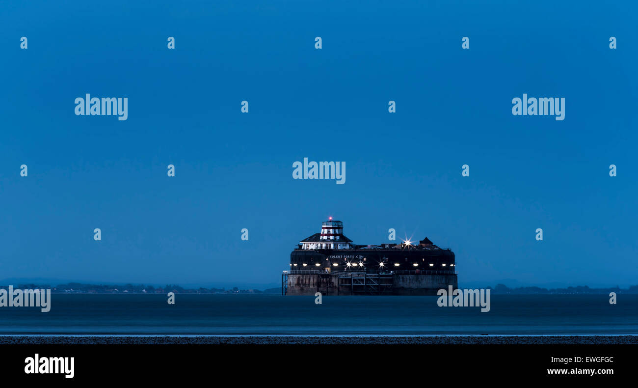 No Man's Land fort dans le Solent entre Portsmouth et Ryde sur l'île de Wight. Photo date : vendredi 5 juin 2015. Banque D'Images
