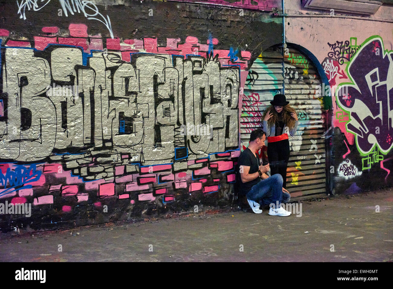 Leake Street, également connu sous le nom de "Tunnel Banksy Graffiti" ou "Tunnel", est une route à Lambeth, Londres. Banque D'Images