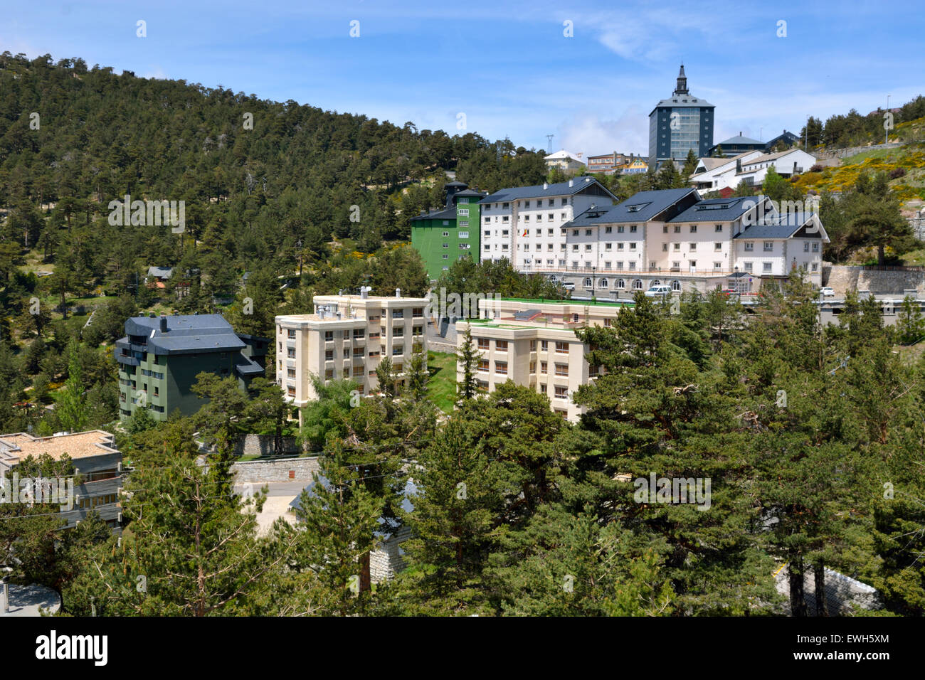Puerto de Navacerrada, Espagne, resort dans les montagnes de la Sierra de Guadarrama près de Madrid Banque D'Images