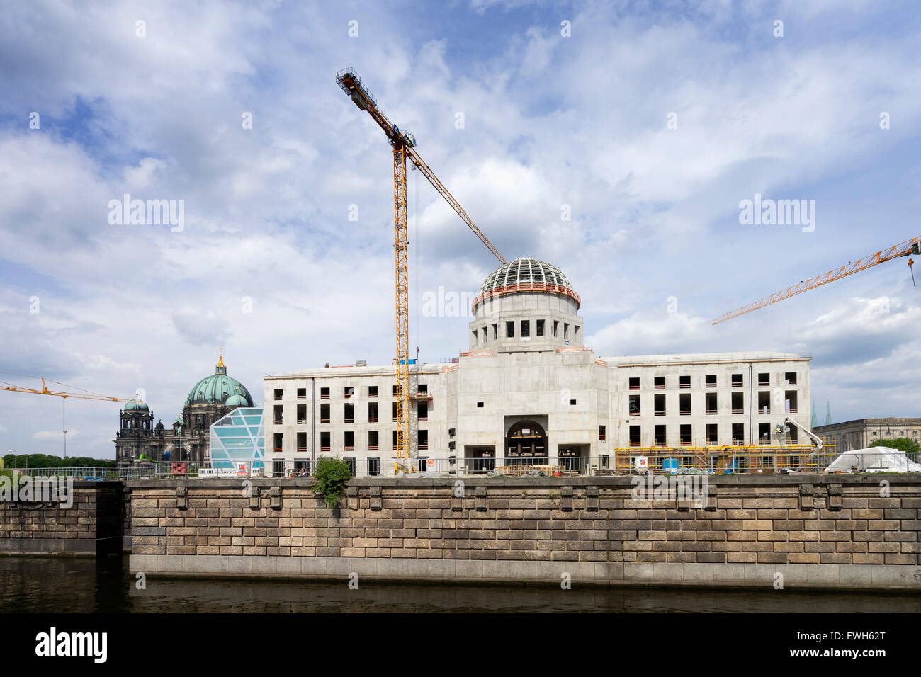 La construction de nouveaux palais de Berlin reconstruit ou Berliner Schloss sur l'île des musées à Mitte Berlin Allemagne Banque D'Images