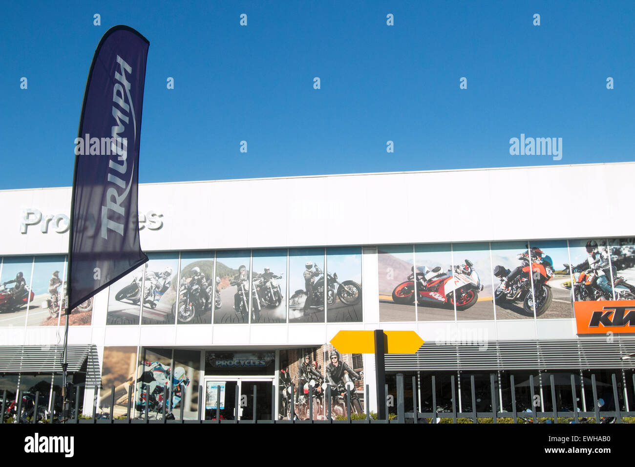 Triumph et KTM Bateaux à vendre à un concessionnaire de Sydney, Nouvelle Galles du Sud, Australie Banque D'Images