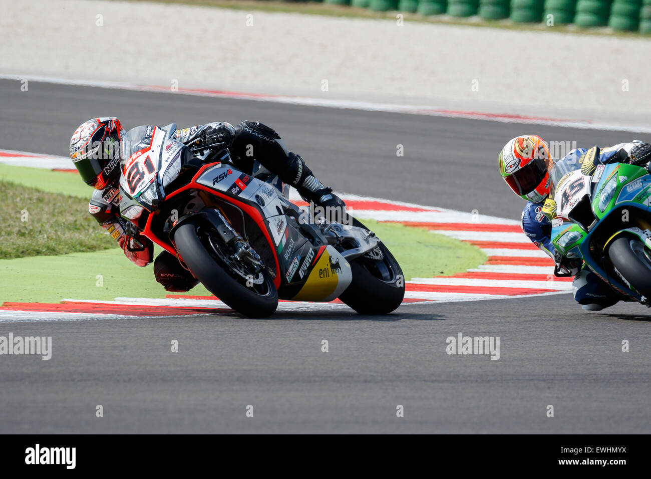 Misano Adriatico, Italie - 20 juin 2015 : Aprilia RSV4 RF d'Aprilia Racing Team - Diables Rouges, entraîné par Jordi TORRES Banque D'Images