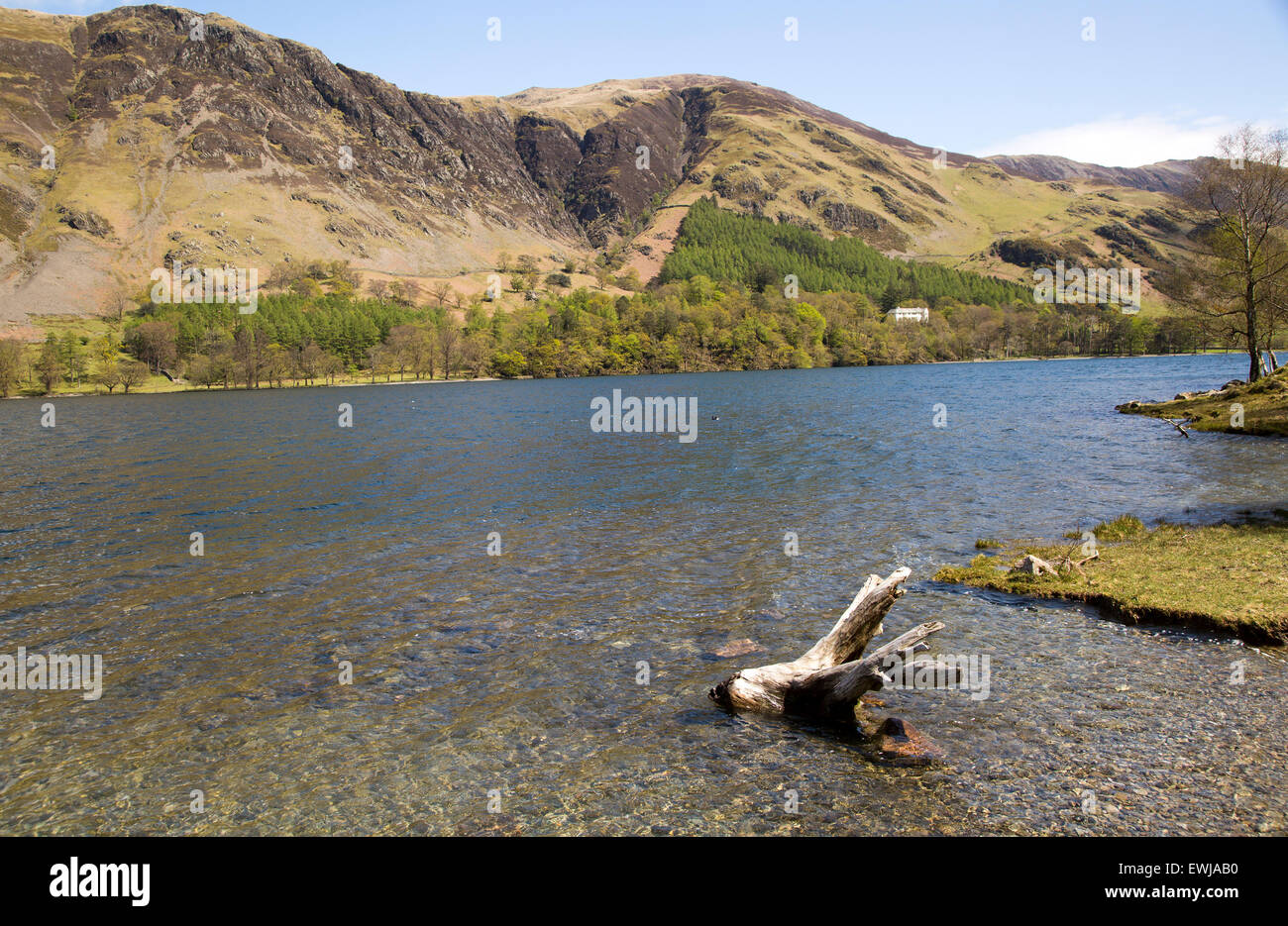 Vue paysage du lac Buttermere, Cumbria, England, UK Banque D'Images