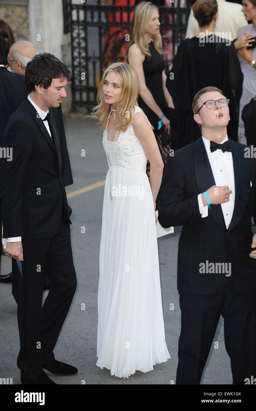 London, UK, UK. 27 Juin, 2015. Natalia Vodianova assiste à la fondation de foule premier gala au Musée d'Histoire Naturelle. © Ferdaus Shamim/ZUMA/Alamy Fil Live News Banque D'Images