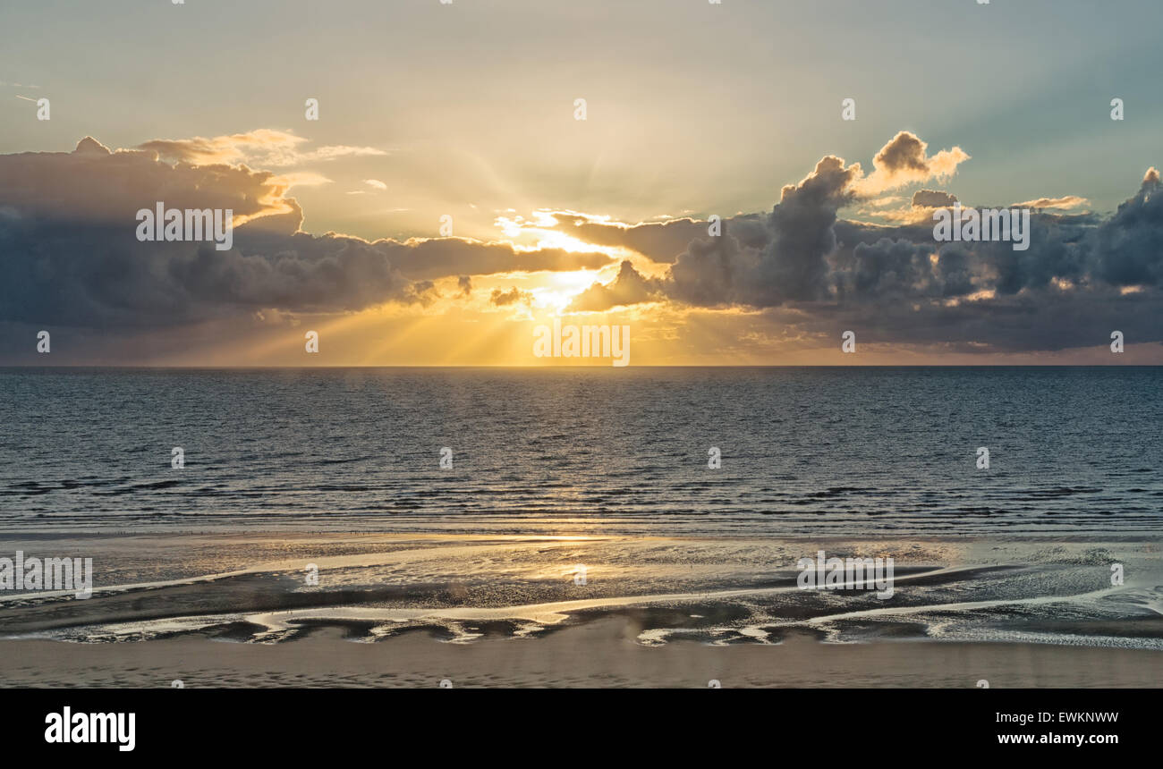 Coucher de soleil sur la plage de Blackpool Banque D'Images