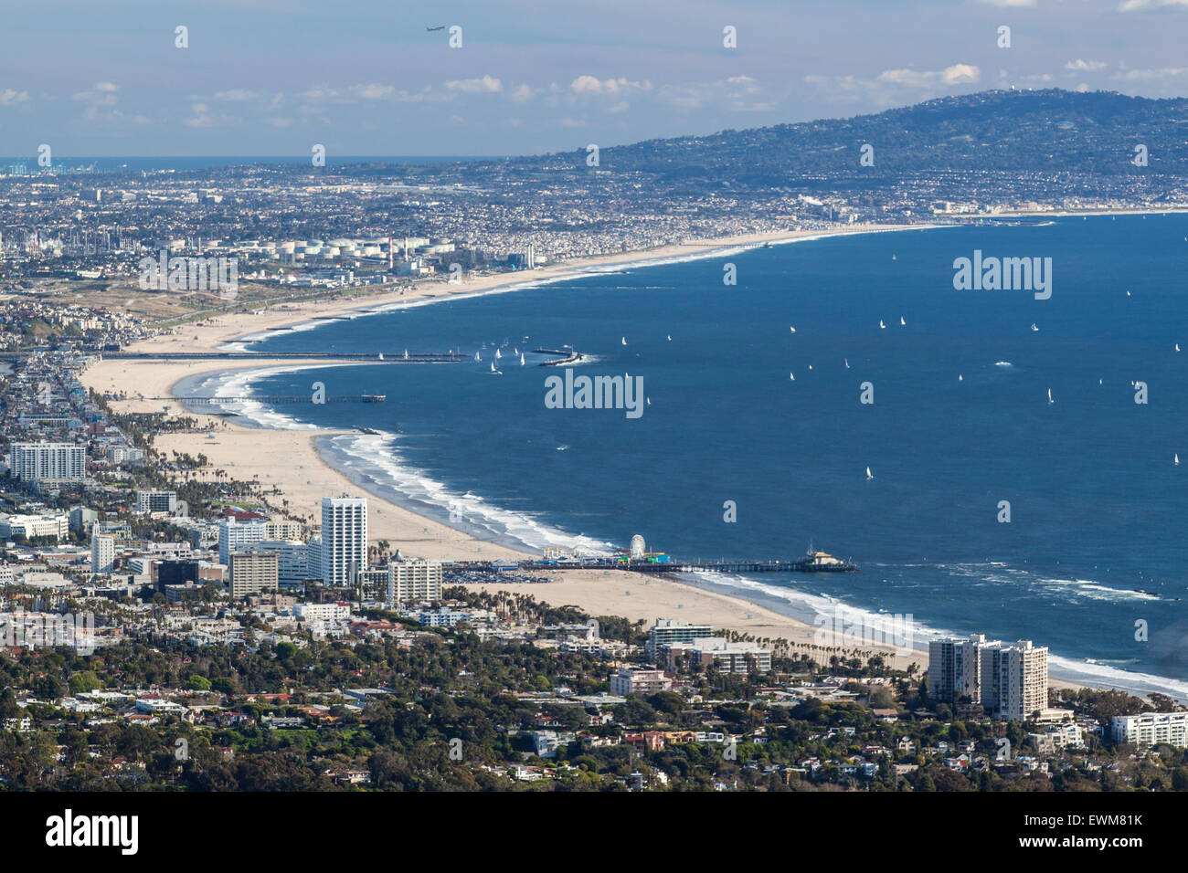 Vue de l'ouest de Los Angeles, Santa Monica et Venice Beach en face de la baie de Santa Monica. Banque D'Images