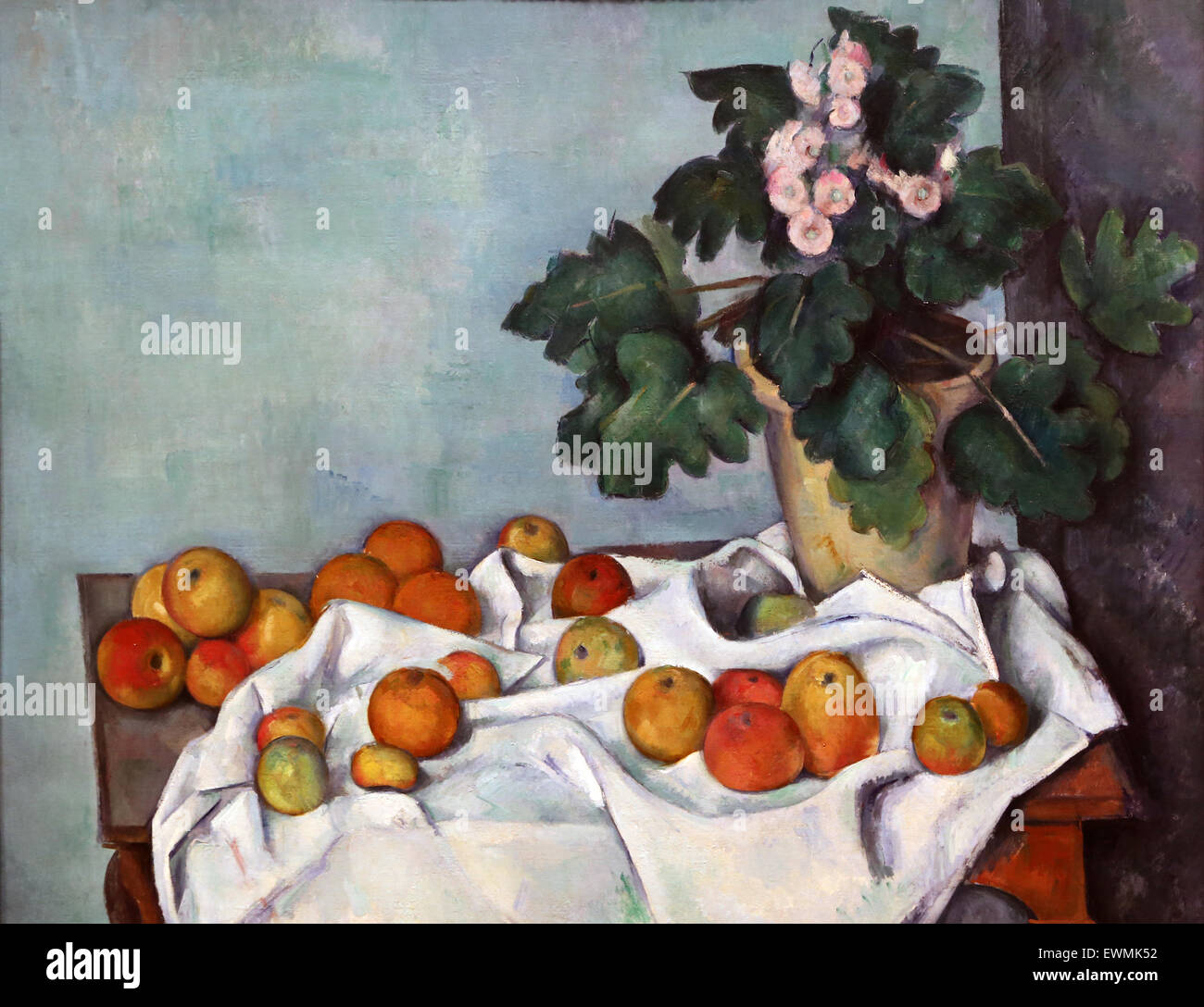 Paul Cézanne (1839-1906). Le peintre français. Nature morte avec pommes et un pot de primevères, 1890. Huile sur toile. Metropolitan Muse Banque D'Images