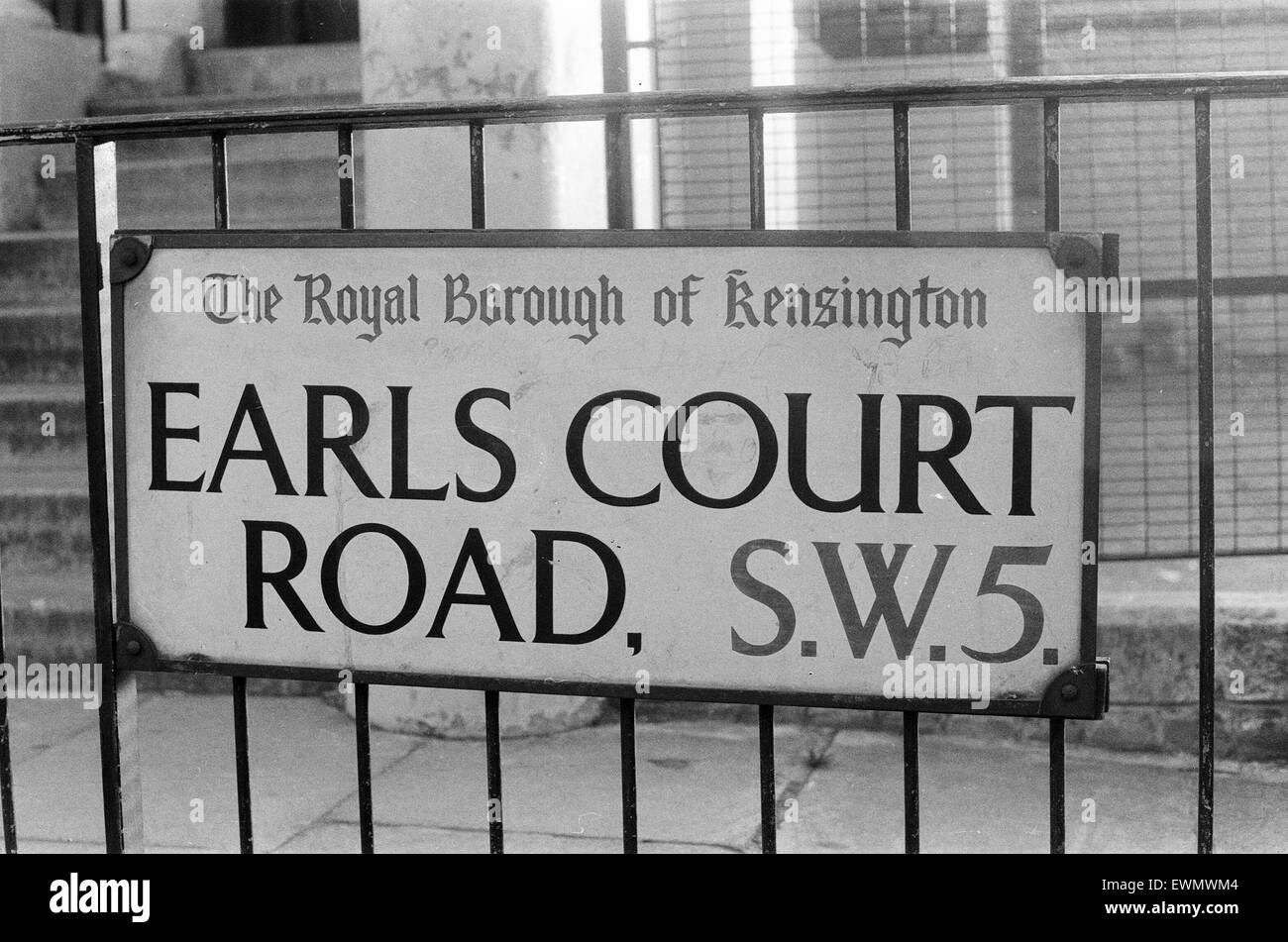 Earls Court Road, London, SW5. 11 septembre 1971. Le Royal Borough de Kensington. Banque D'Images