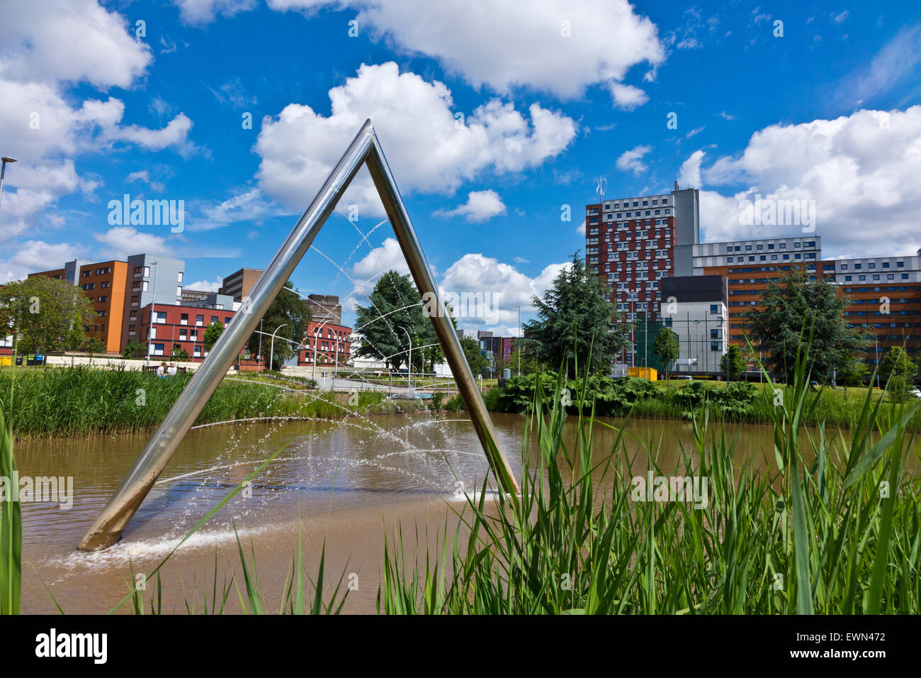 L'Université d'Aston fontaine Banque D'Images