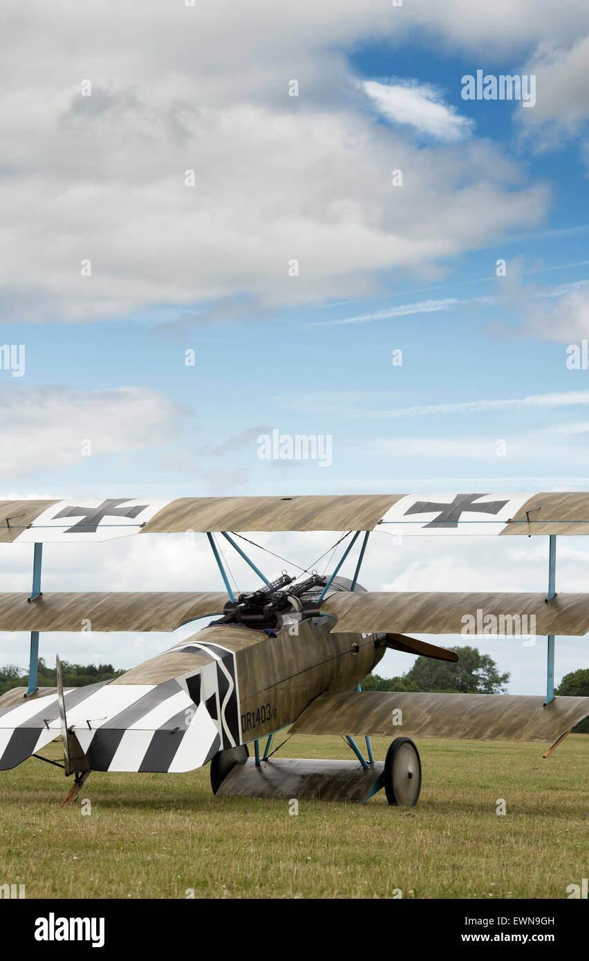 Triplan Fokker DR 1 réplique à Bicester festival du volant moteur. Oxfordshire, Angleterre Banque D'Images