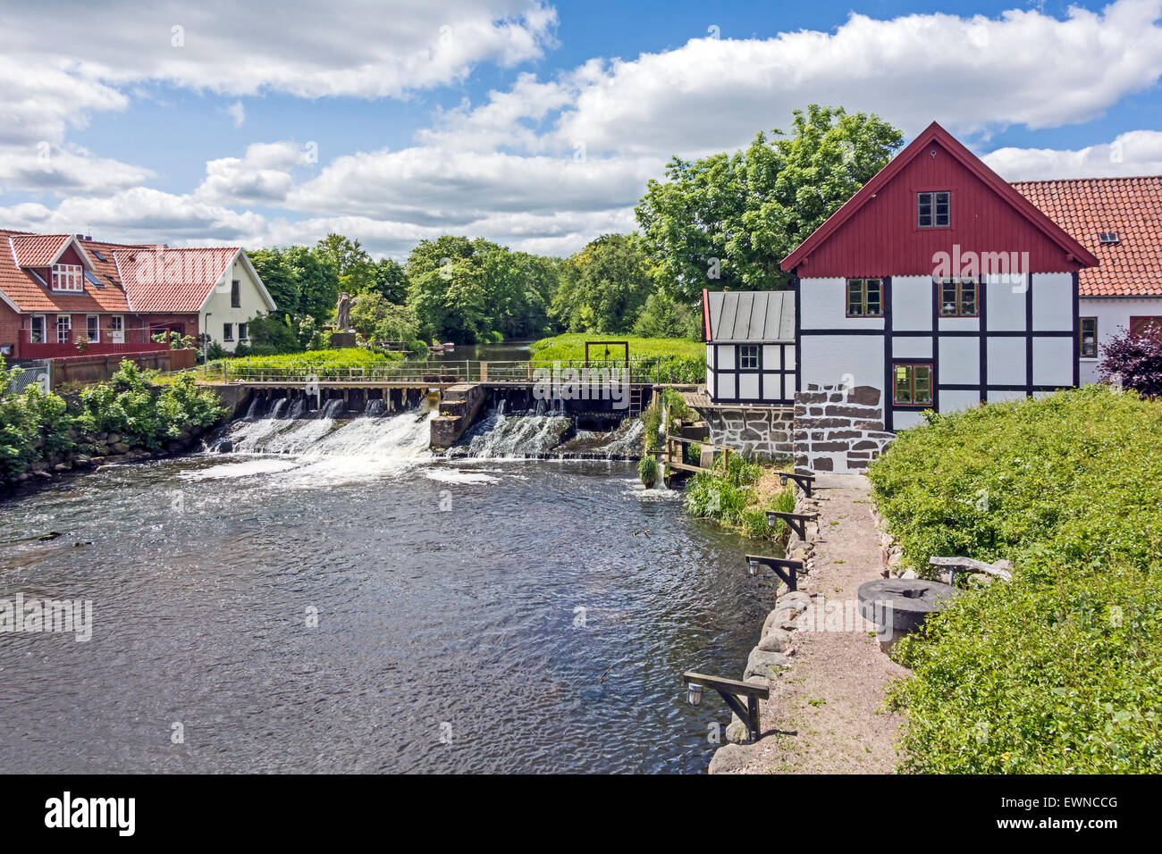 Vandmølle sæby (moulin à eau) sur Glamsbjerg Å (rivière) dans le Jutland Danemark Sæby Banque D'Images