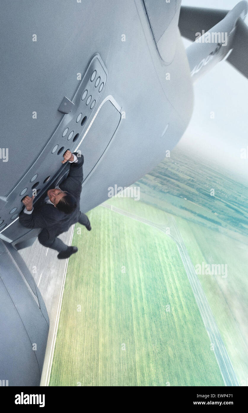 Mission : Impossible - Rogue Nation est d'une prochaine action américaine 2015 spy film écrit et réalisé par Christopher McQuarrie. Cette photo est pour un usage éditorial uniquement et est l'auteur de la société film et/ou le photographe attribué par le film ou la société de production et ne peut être reproduite que par des publications dans le cadre de la promotion du film ci-dessus. Un crédit obligatoire pour l'entreprise de film est nécessaire. Le photographe devrait également être portés lorsqu'il est connu. Banque D'Images