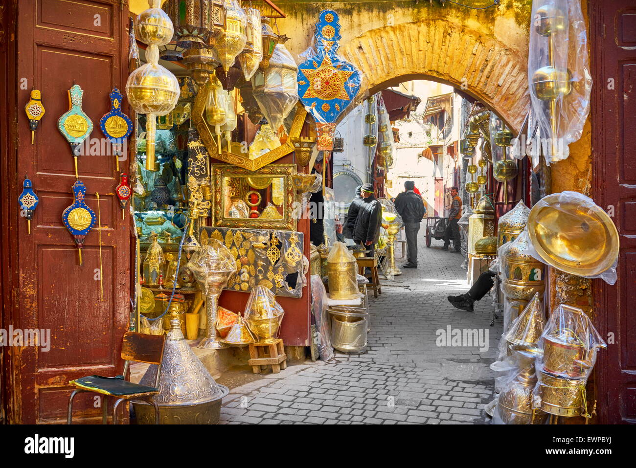 La vieille ville de Fès, dans le Souk Medina, Maroc, Afrique Banque D'Images