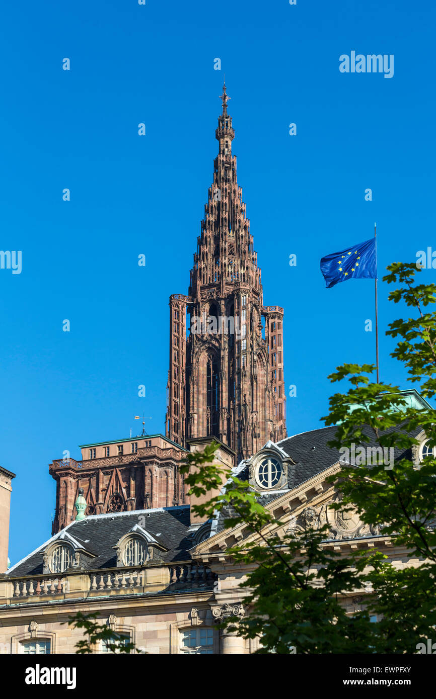 Notre Dame de la cathédrale de Strasbourg spire, Strasbourg, Alsace, France Banque D'Images