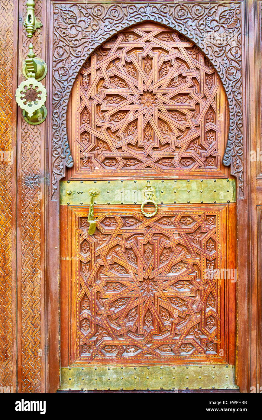 Porte d'ornement, le Maroc, l'Afrique Banque D'Images