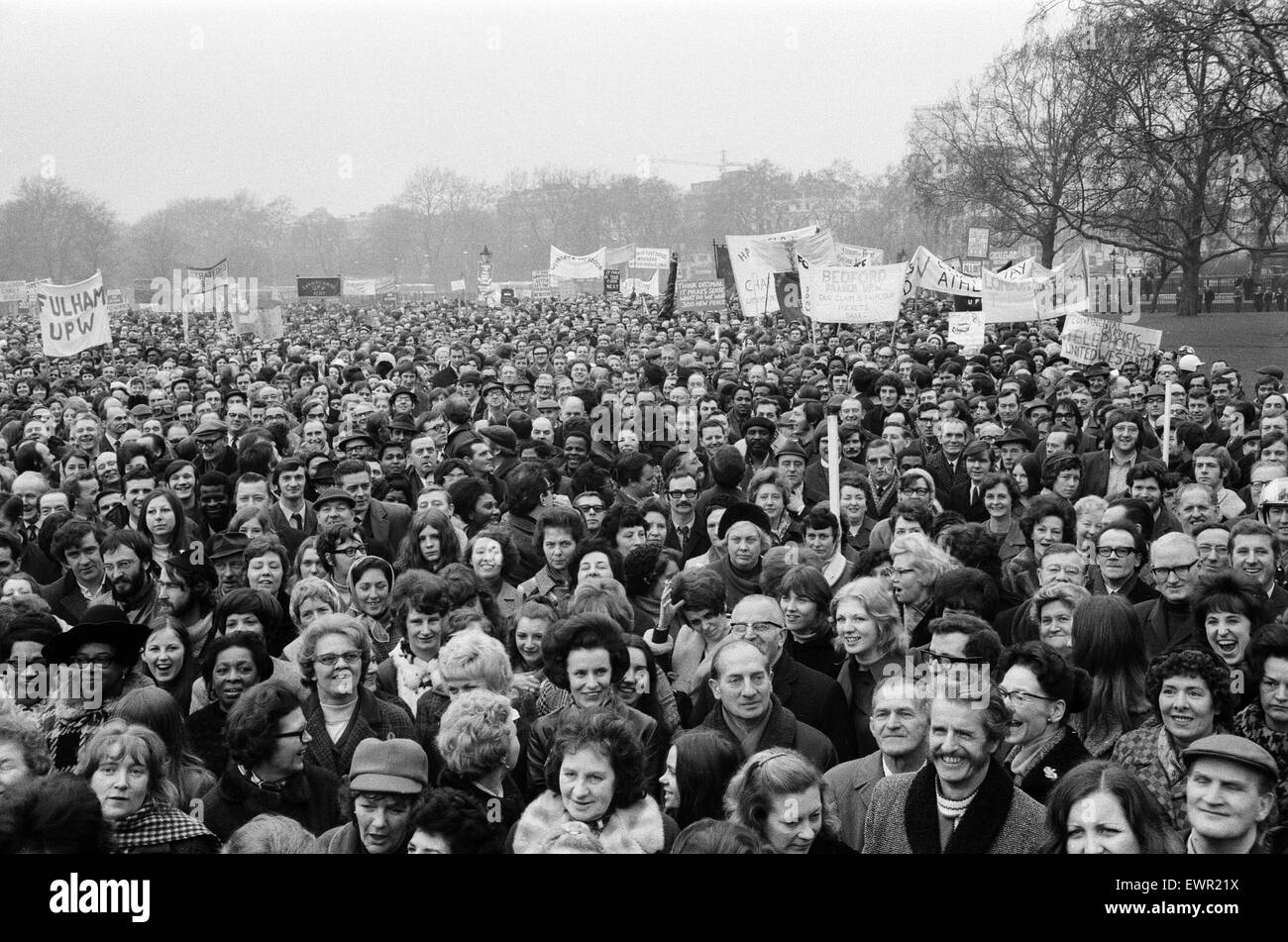 Les postiers tenir un mars et une réunion à Speakers Corner. Londres, 4 février 1971. Banque D'Images