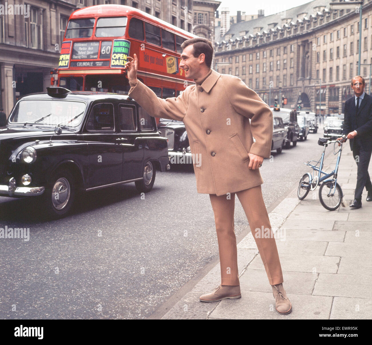 1966 london fashion Banque de photographies et d'images à haute résolution  - Alamy