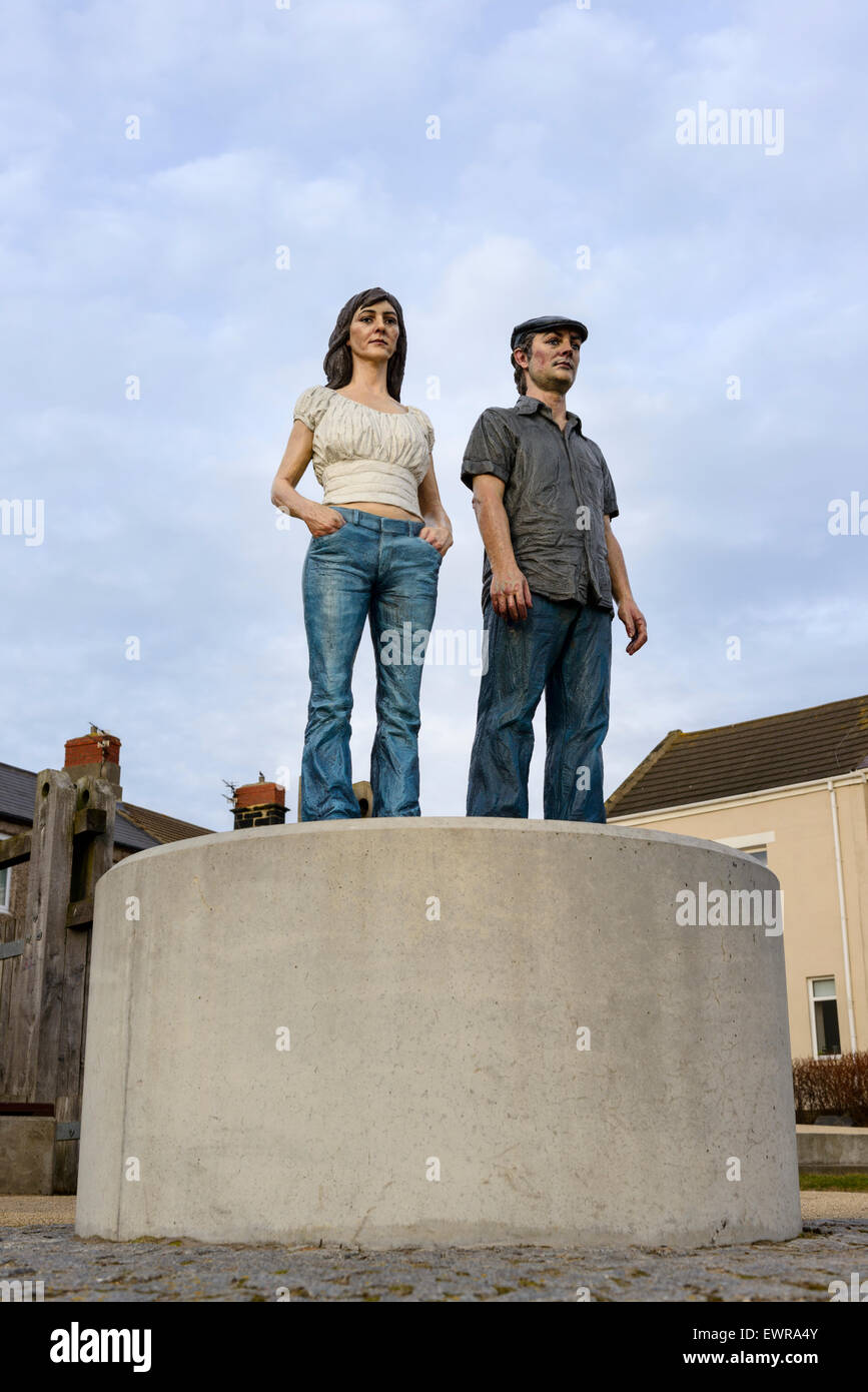 'Le Couple' une œuvre d'Newbiggin-by-the-Sea Banque D'Images