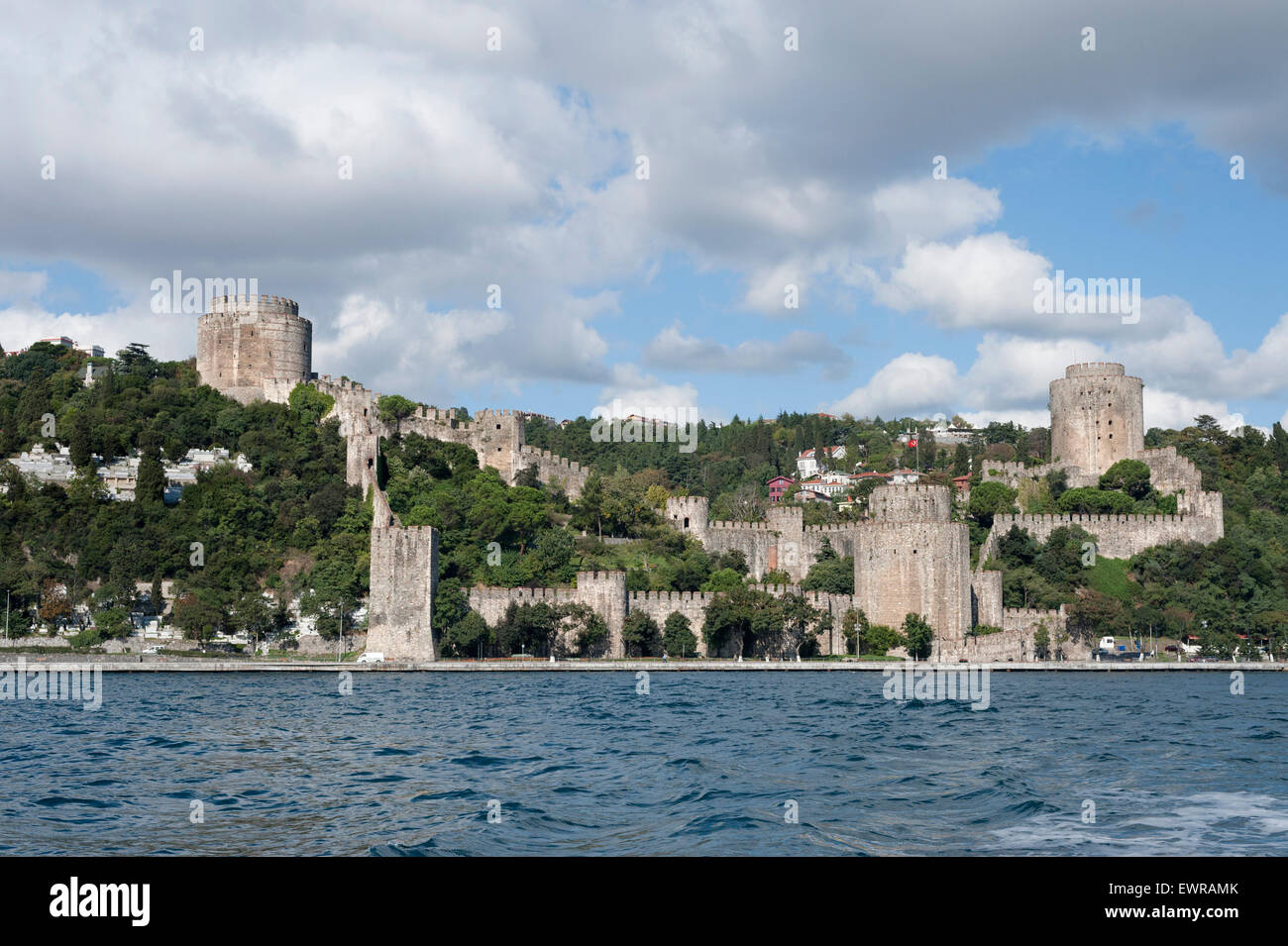 La forteresse de l'Europe, donnant sur le Bosphore à l'approche à Istanbul Banque D'Images