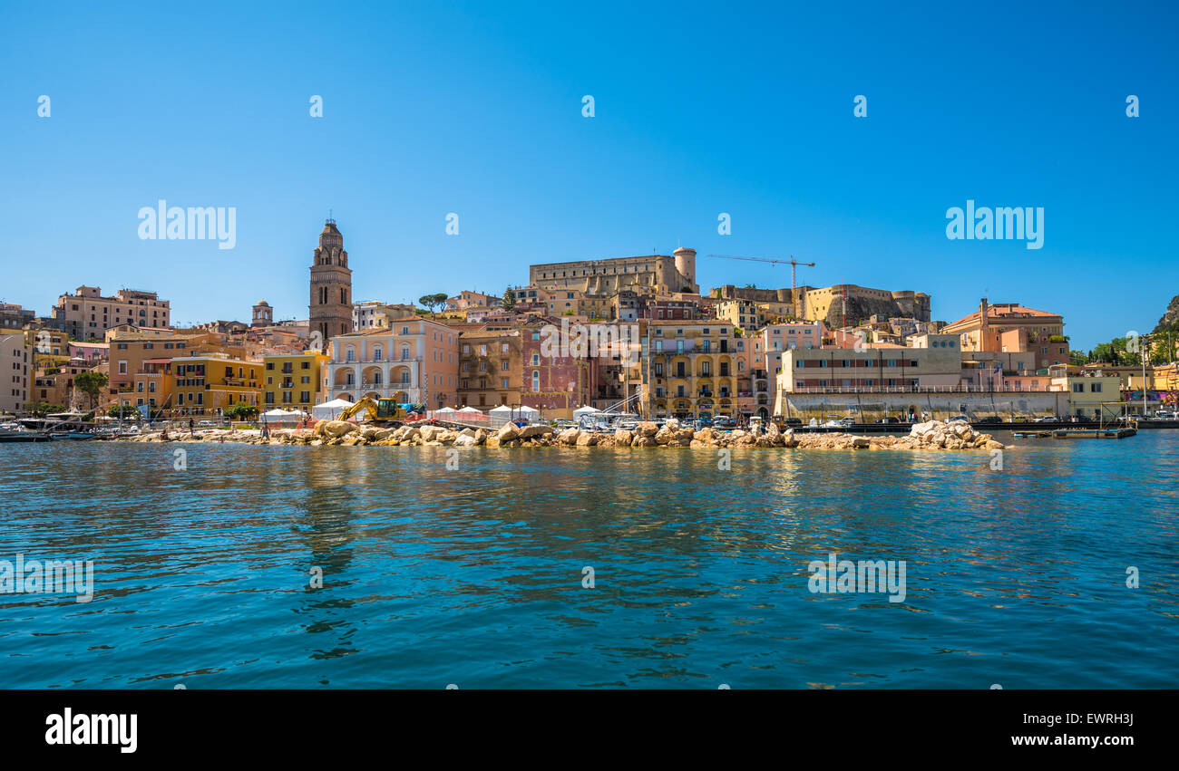 Vue sur la ville médiévale de Gaeta, Latium, Italie Banque D'Images