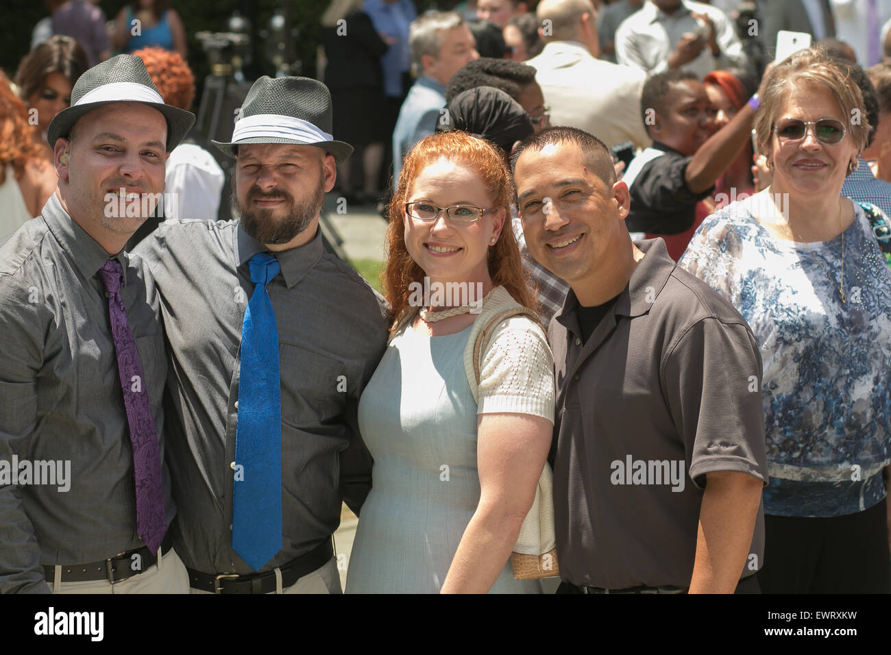 101 mariages Gay mariages de masse à l'hôtel InterContinental à Atlanta après la décision Obergefell c. Hodges en 2016. Banque D'Images