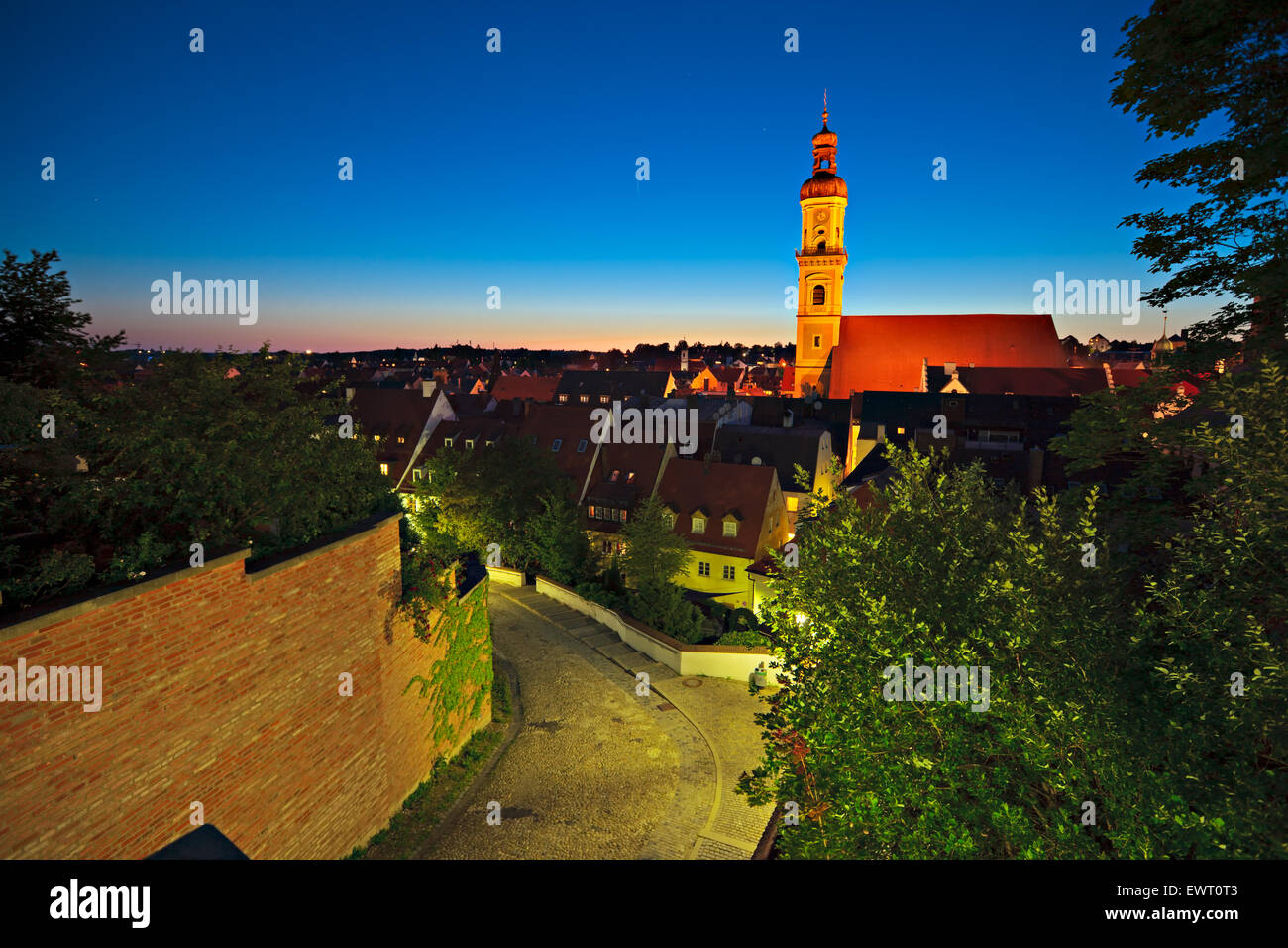 Vue depuis l'entreprise sur la ville médiévale de Freising avec l'Église Stadtpfarrkirche St., le sud de la Bavière, Allemagne, Europe Banque D'Images