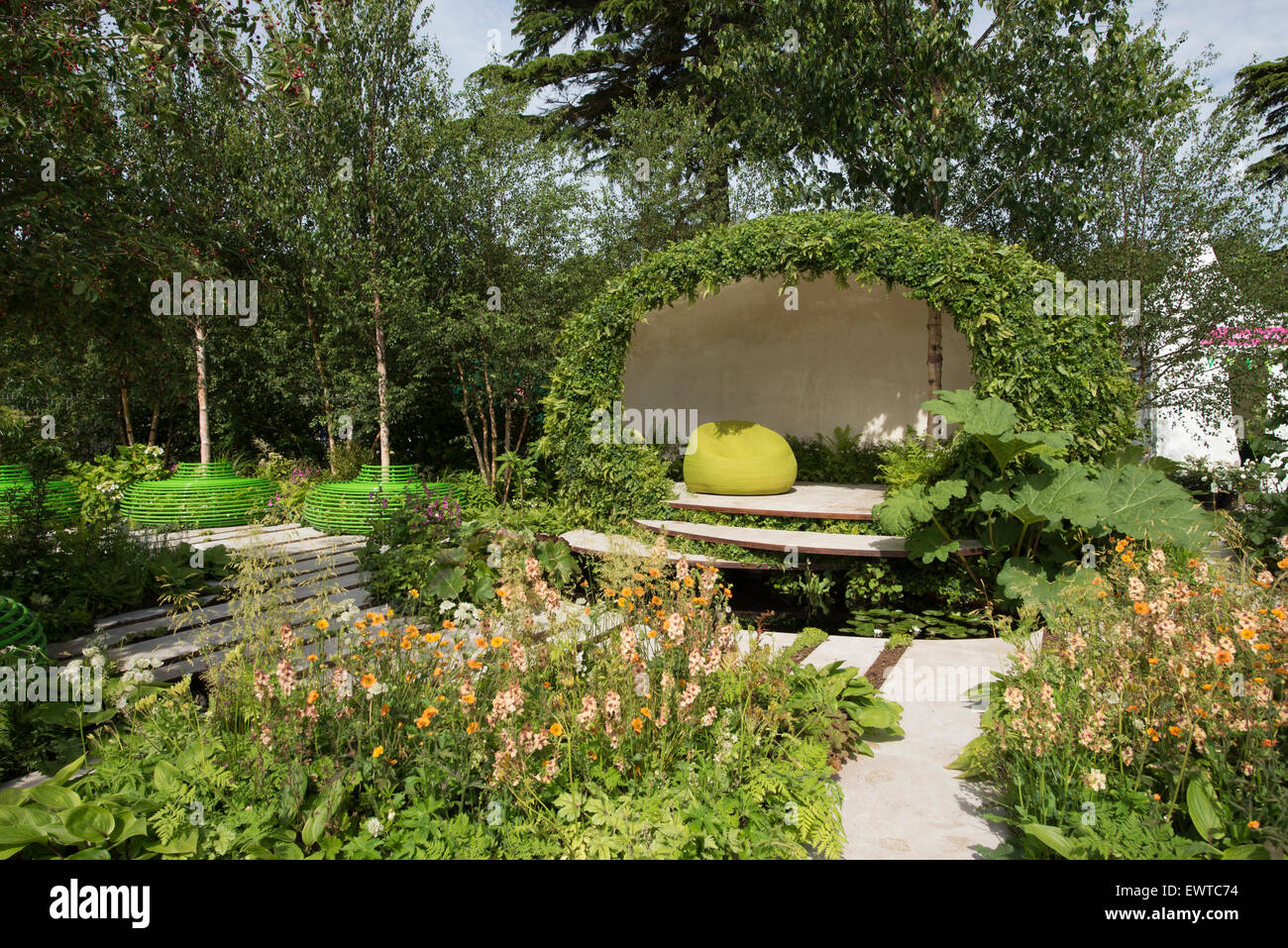 L'héritage Macmillan, Jardin RHS Hampton Court Palace Flower Show 2015, Surrey, UK Banque D'Images