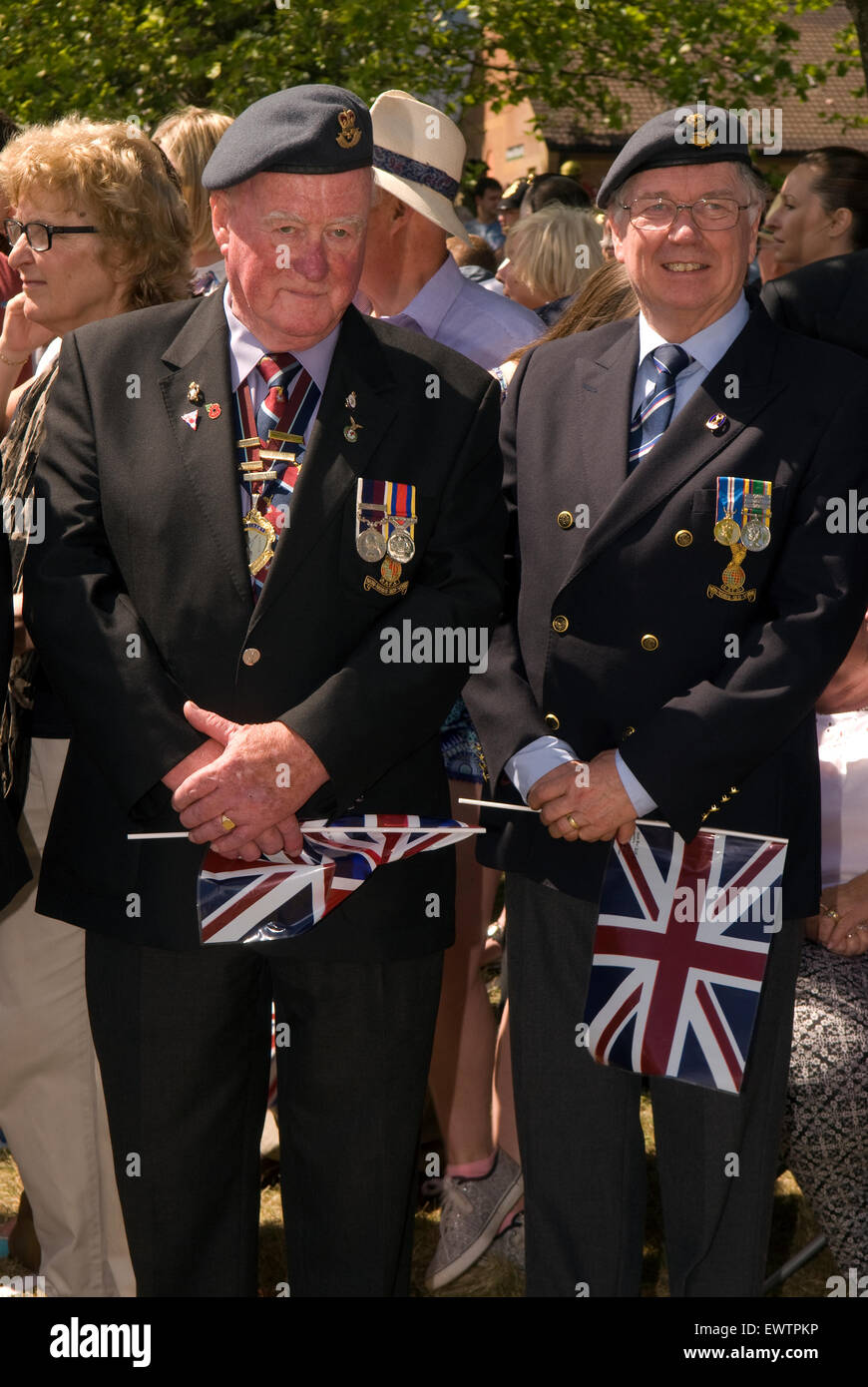 Le personnel militaire des anciens combattants participant à la revoir à la garnison Festival, Bordon, Hampshire, Royaume-Uni. Samedi 27 juin 2015. Banque D'Images
