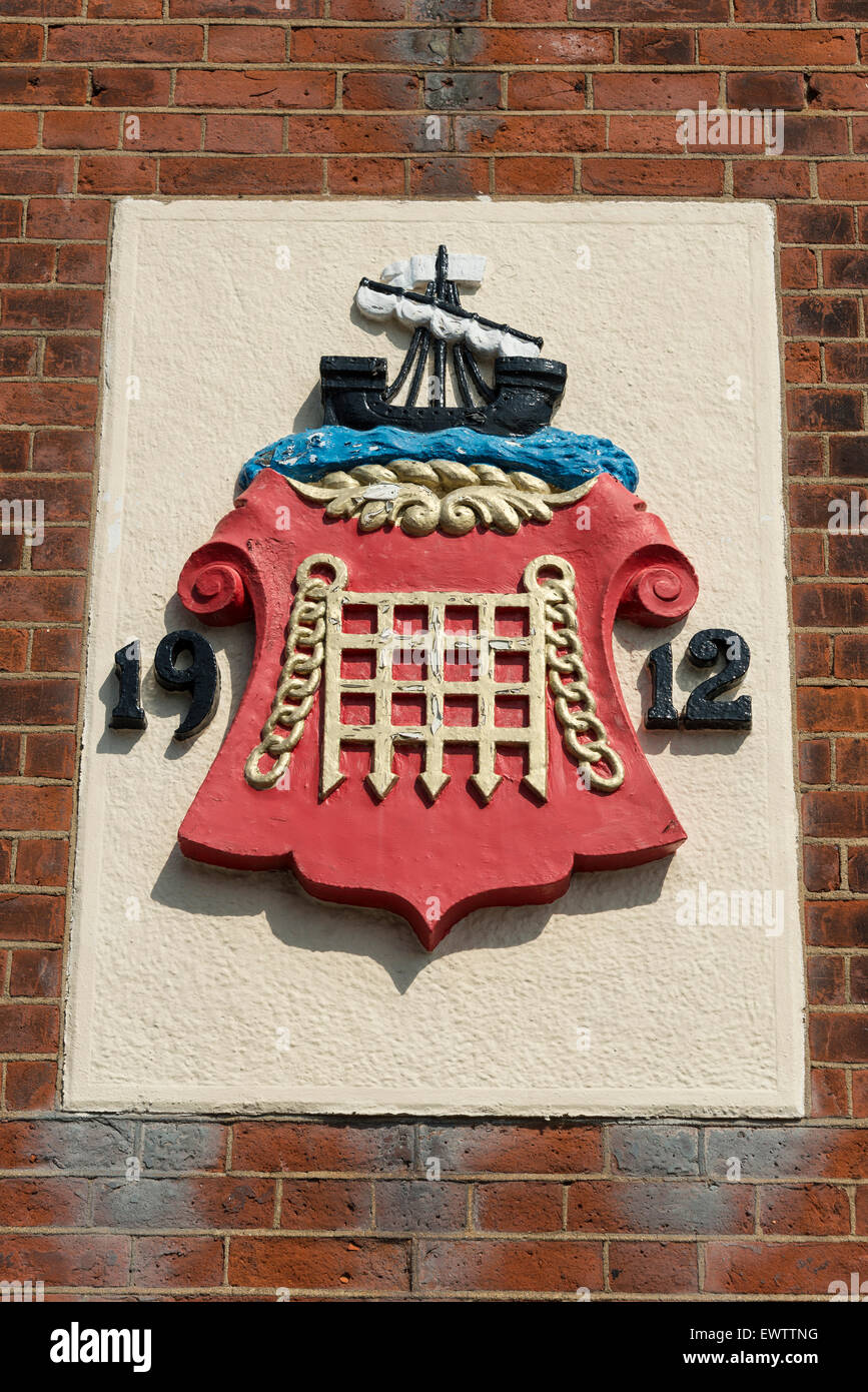 Armoiries de la Maritime, Cow Lane, Harwich, Essex, Angleterre, Royaume-Uni Banque D'Images
