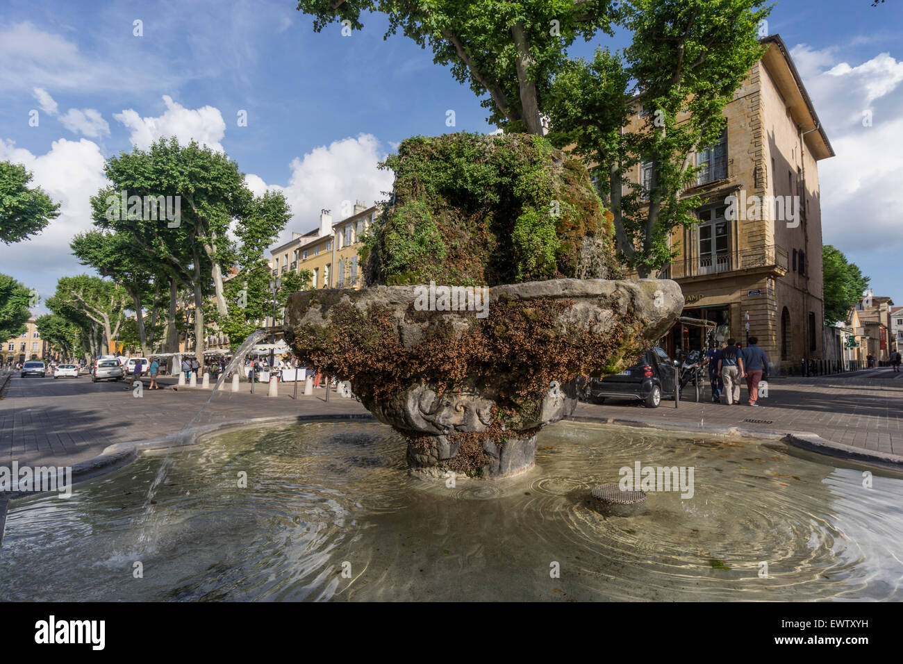 Cours Mirabeau, fontaine, Aix en Provence, France Banque D'Images