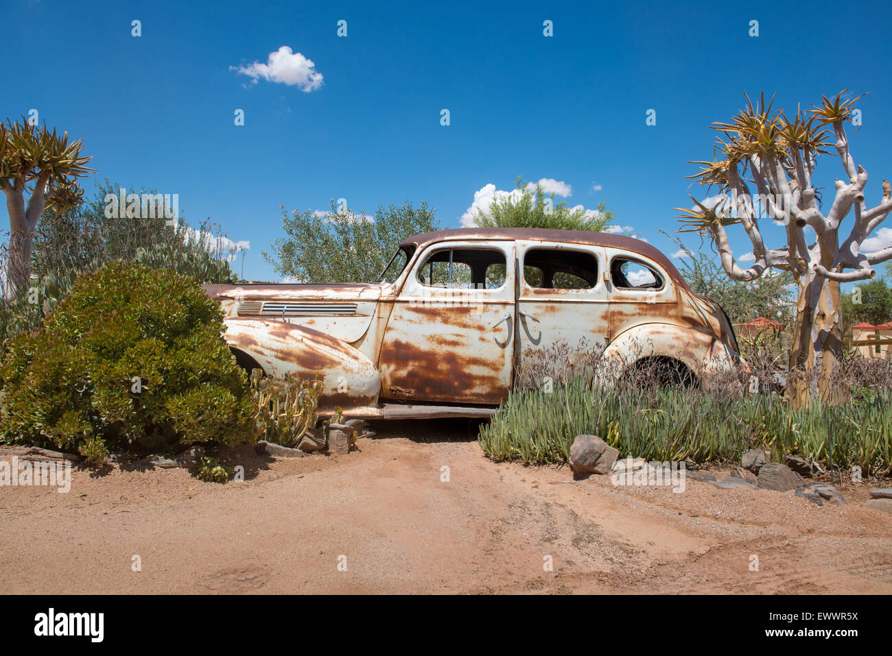 Canon Roadhouse, Namibie, Afrique - voiture rouillée, abandonnés dans le désert Banque D'Images
