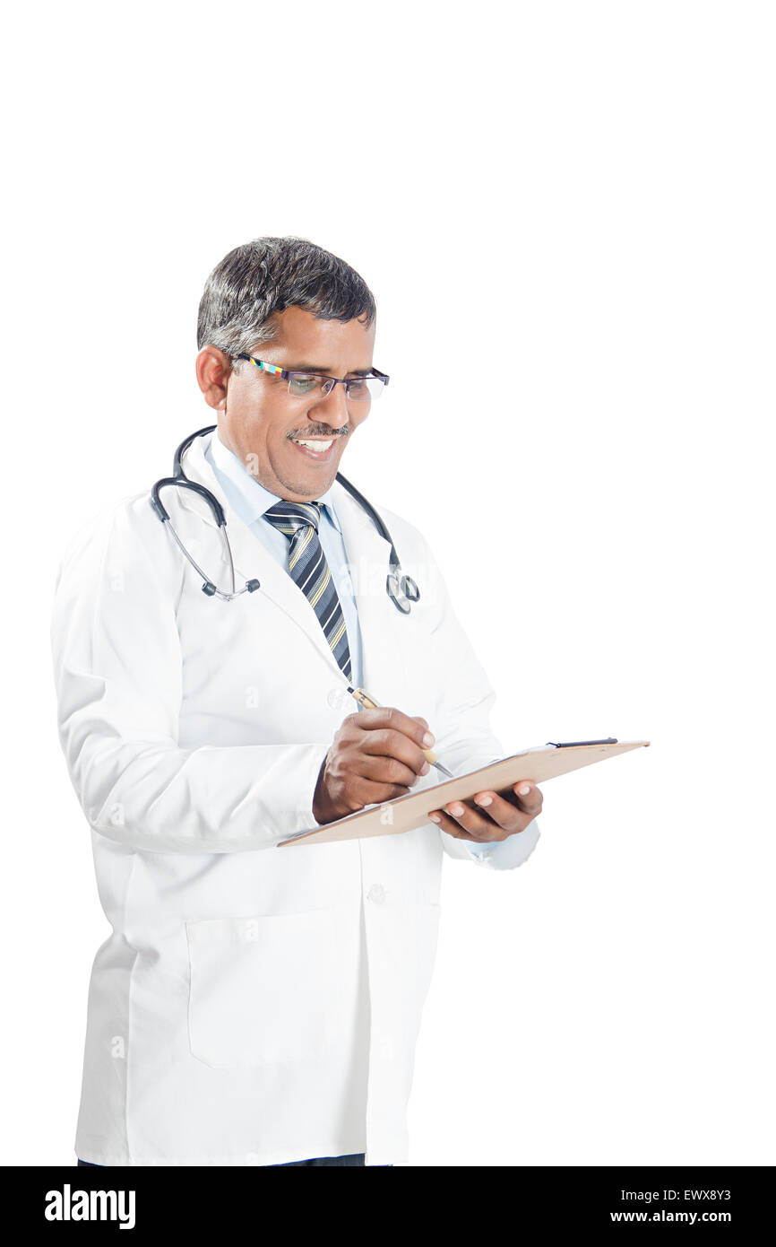 1 médecin indien Rapport Contrôle Presse-papiers Banque D'Images