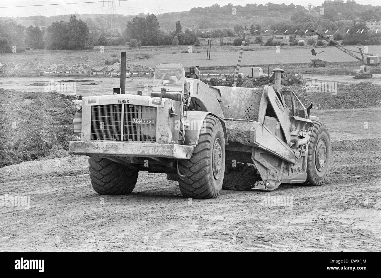 La construction de l'autoroute M4, juin 1970. Lecture Banque D'Images